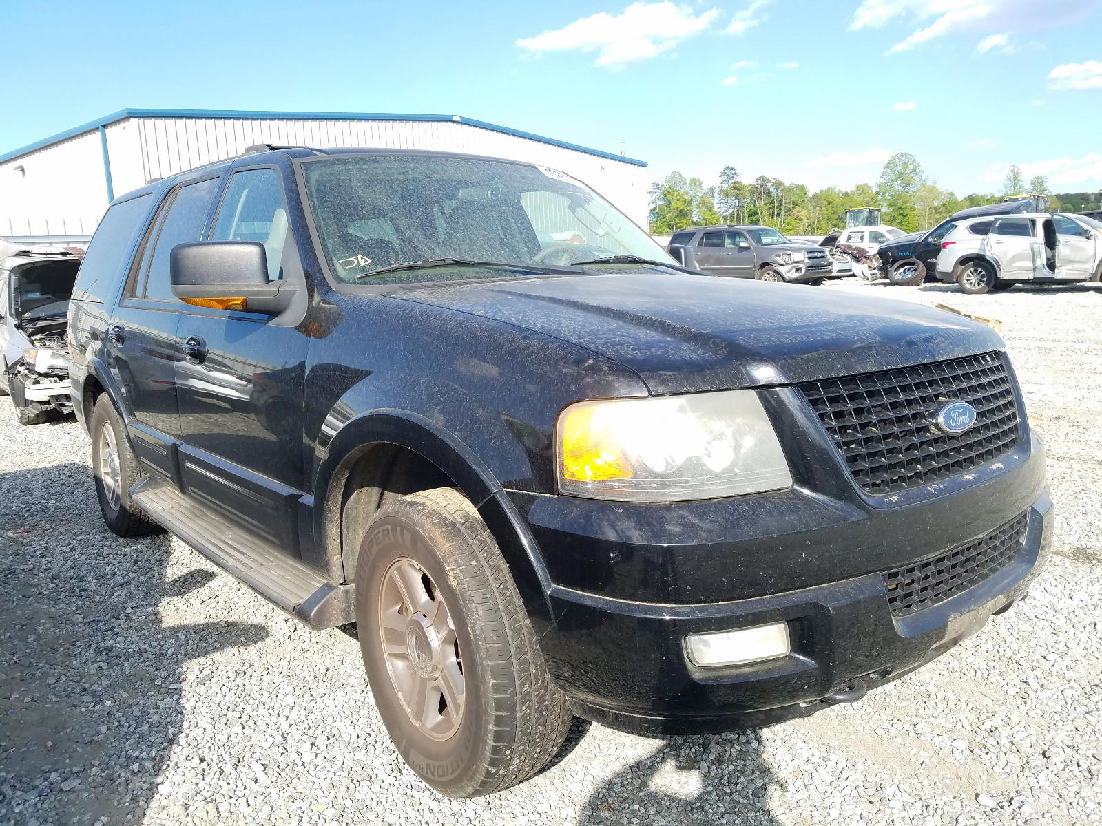 FORD EXPEDITION 2004 with VIN 1FMFU18L84LB72408 - Photo from auction
