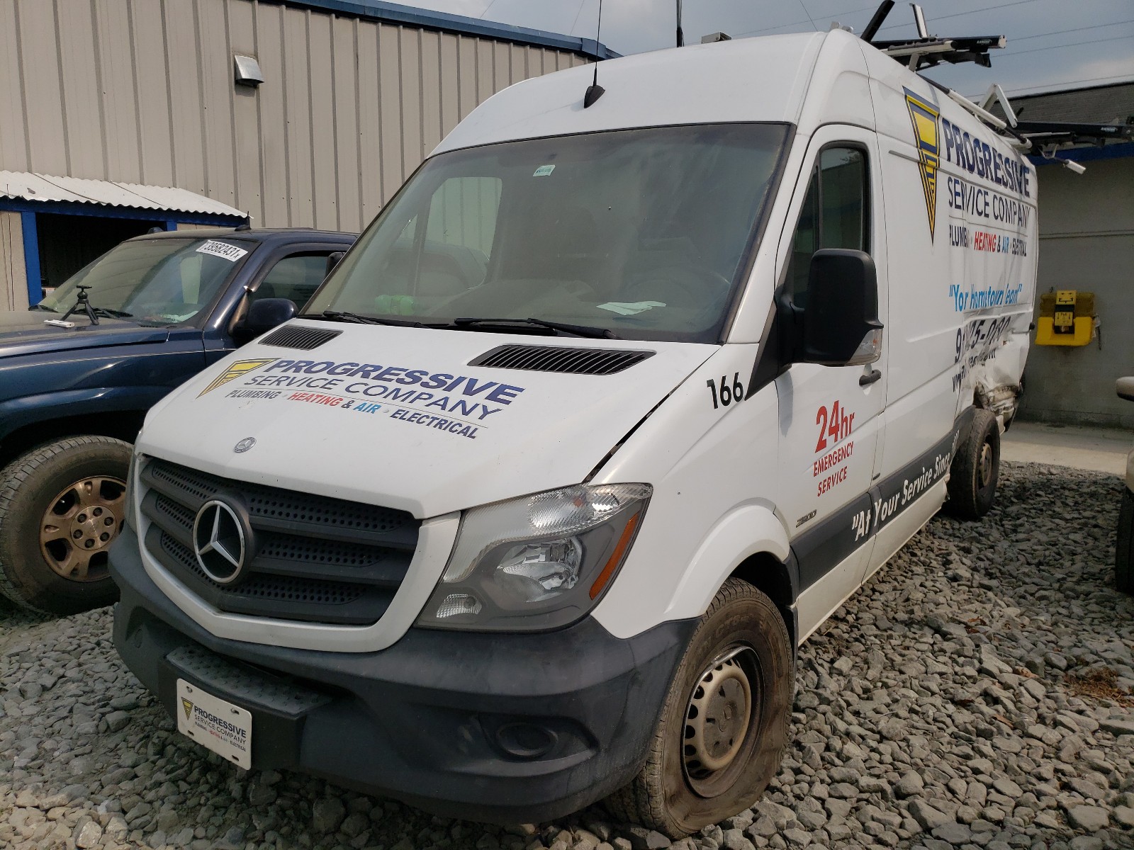 Photo 2 from auction – 2016 MERCEDES-BENZ SPRINTER 2 with VIN WD3PE8DD1GP176840