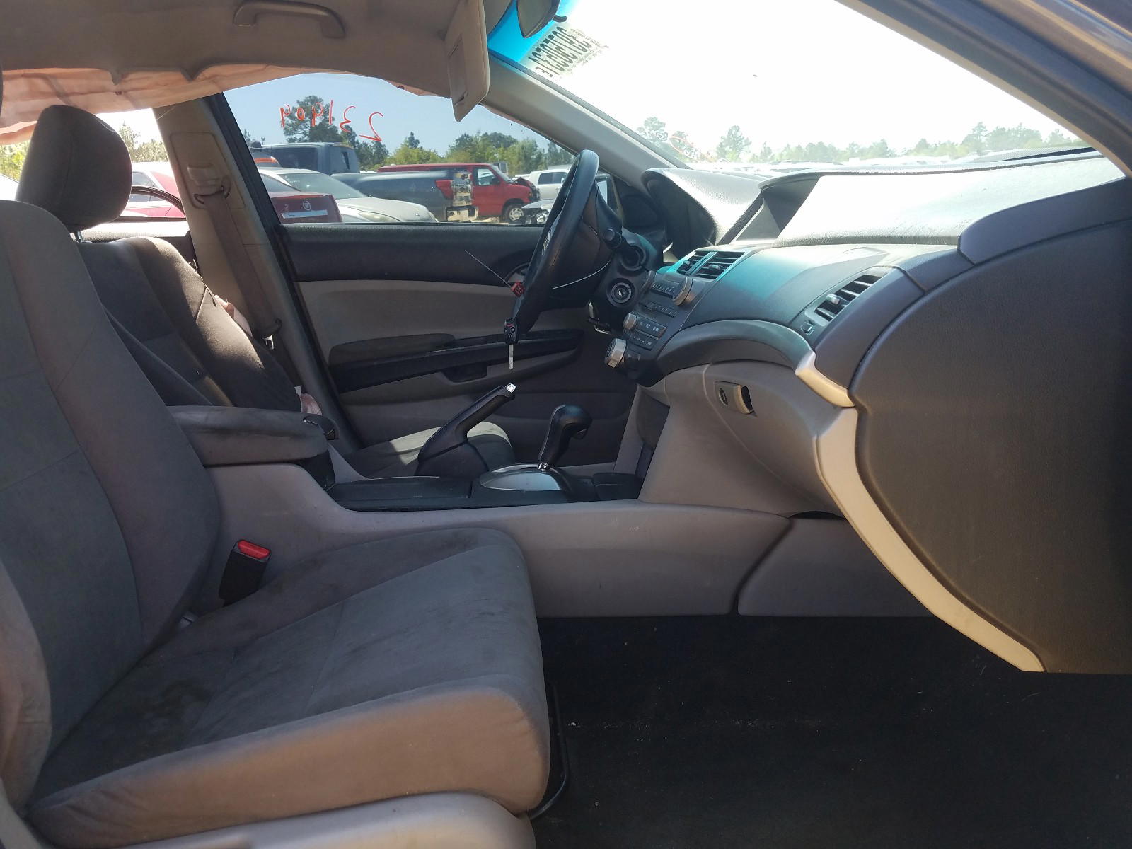 Photo 5 from auction – 2012 HONDA ACCORD with VIN 1HGCP2F30CA215965