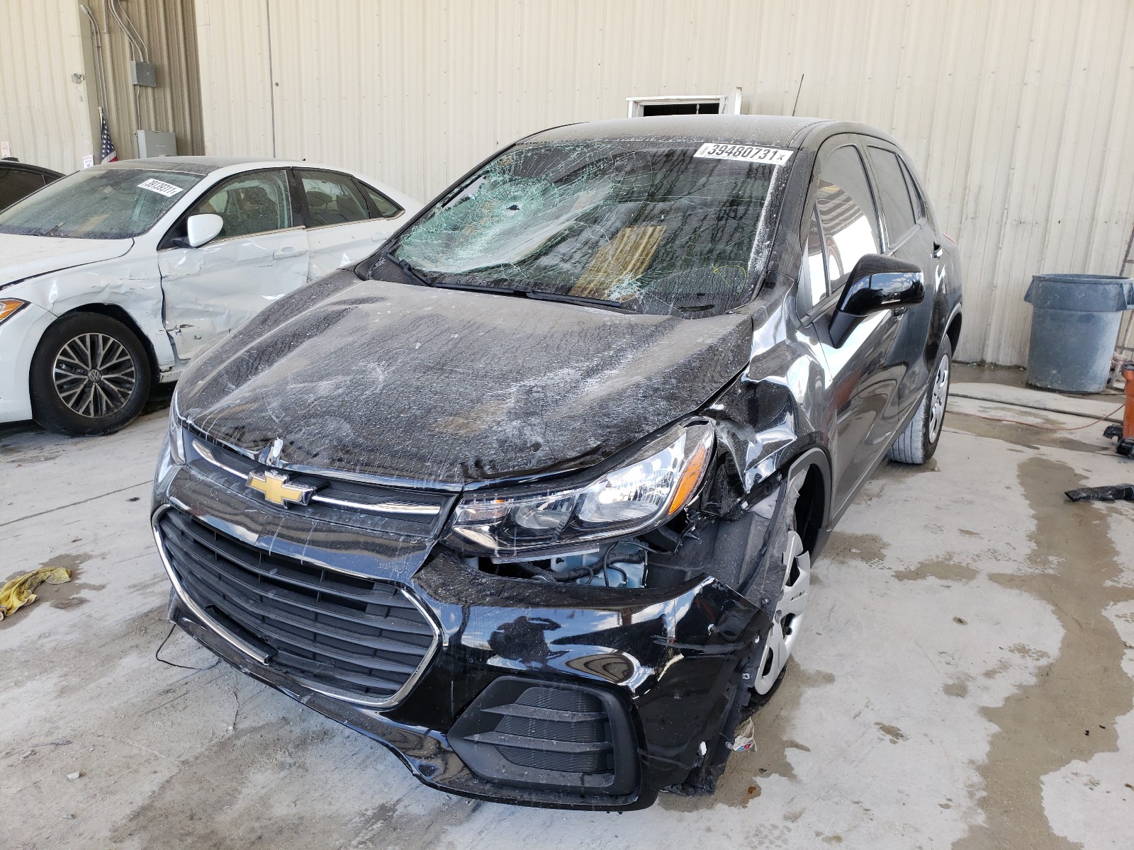 Photo 2 from auction – 2018 CHEVROLET TRAX LS with VIN 3GNCJKSB3JL371315