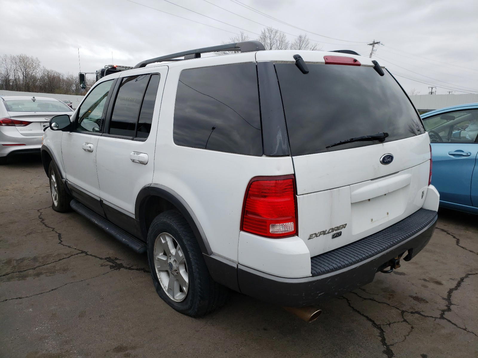 Photo 3 from auction – 2003 FORD EXPLORER X with VIN 1FMZU73W63UB34654