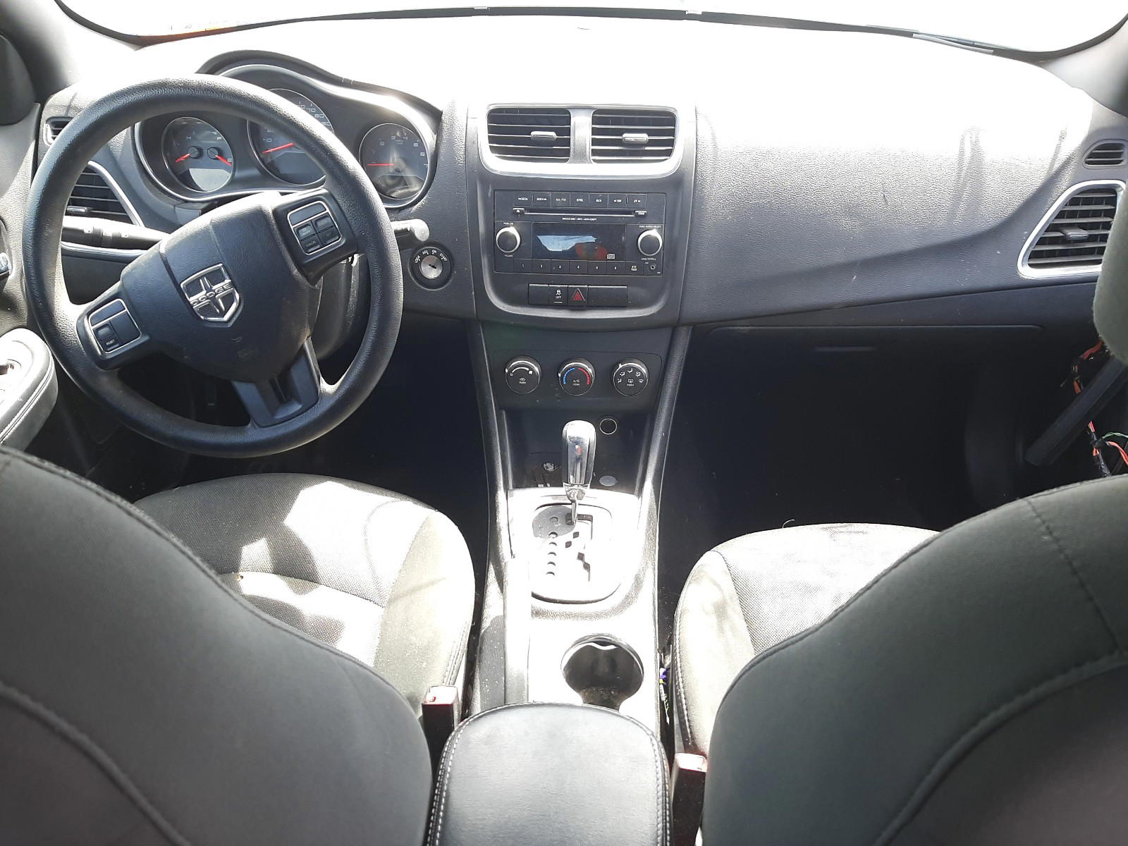 Photo 9 from auction – 2012 DODGE AVENGER SE with VIN 1C3CDZAB9CN211683