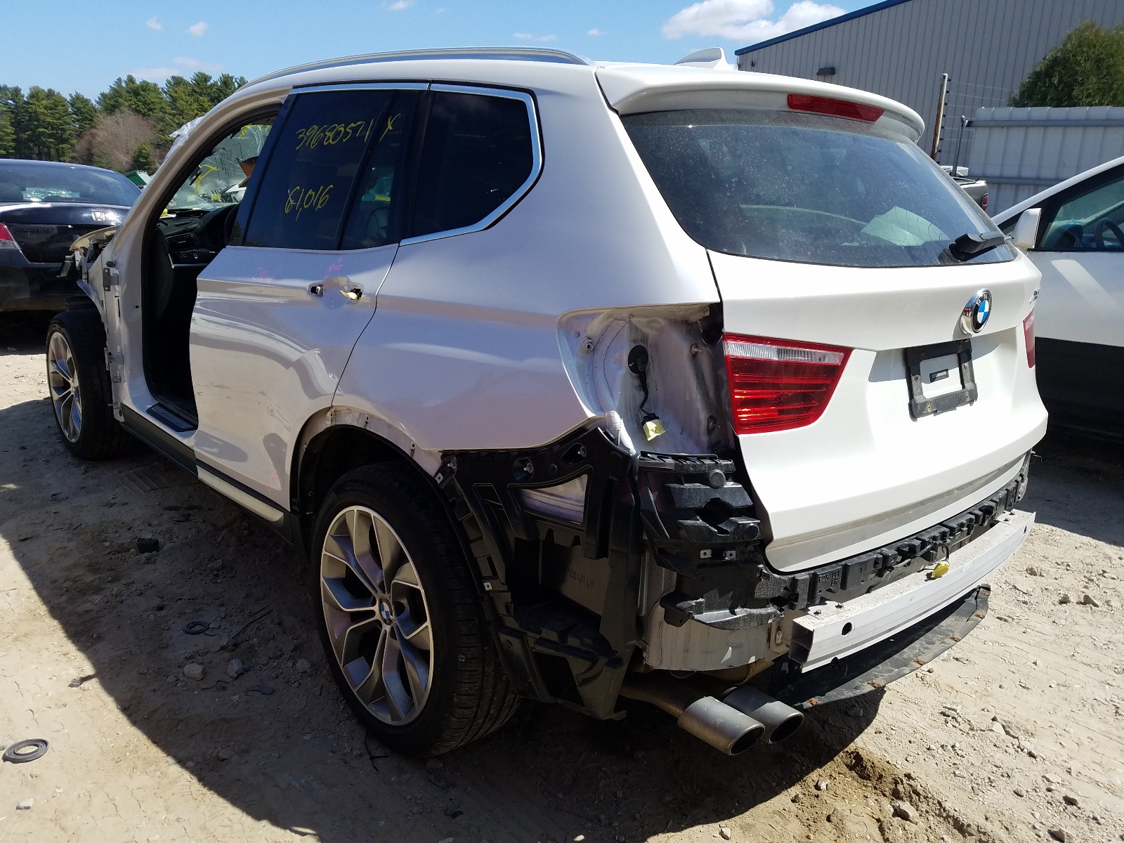 Photo 3 from auction – 2017 BMW X3 XDRIVE2 with VIN 5UXWX9C36H0T19364