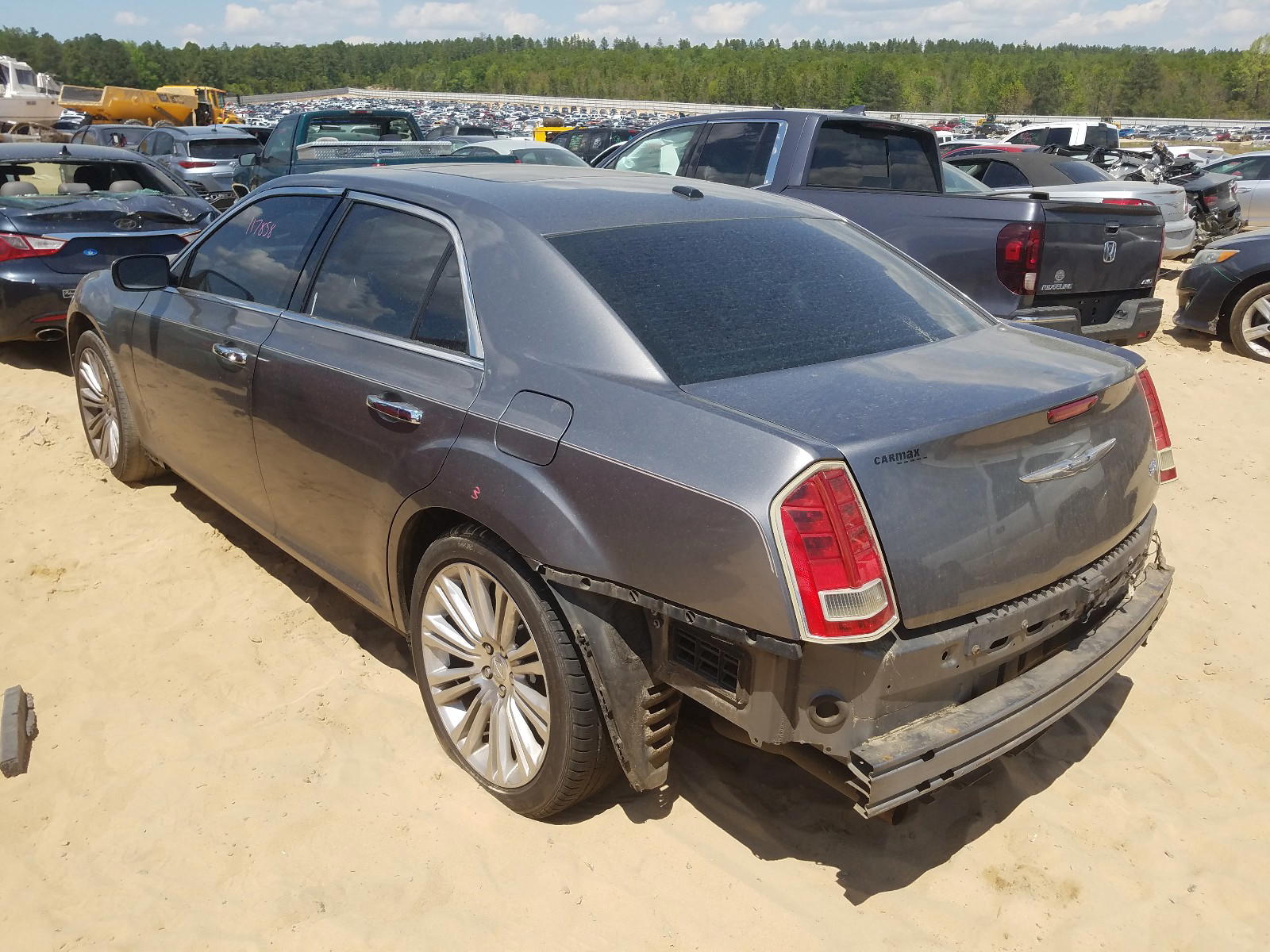 Photo 3 from auction – 2011 CHRYSLER 300 LIMITE with VIN 2C3CA5CG9BH595336