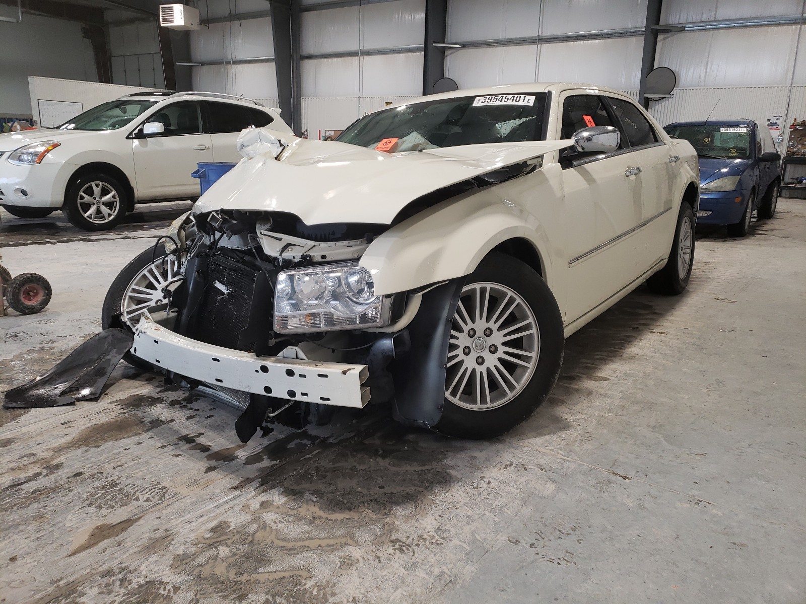Photo 2 from auction – 2010 CHRYSLER 300 TOURIN with VIN 2C3CA5CV6AH326790