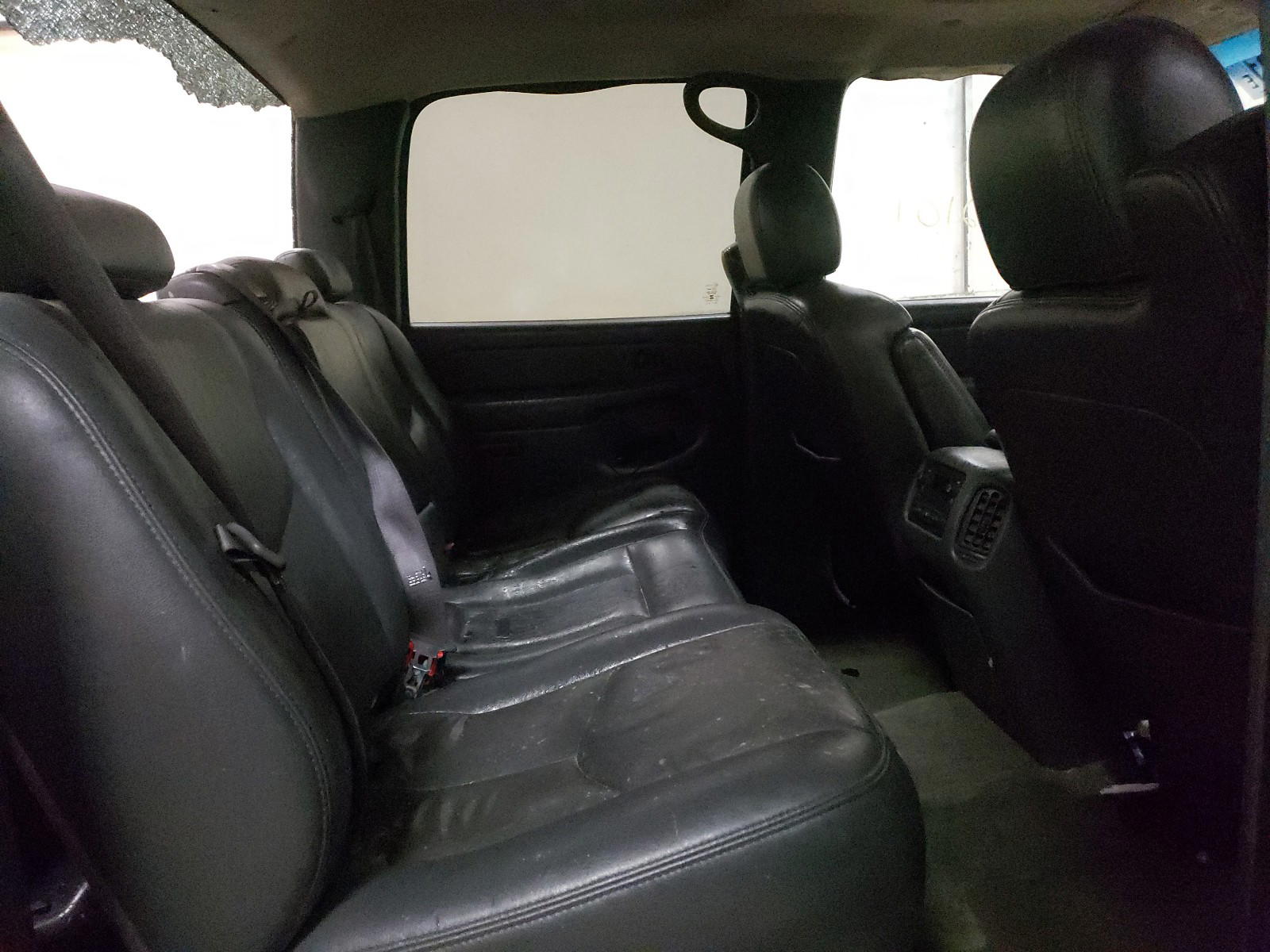 Photo 6 from auction – 2006 CHEVROLET SILVERADO with VIN 2GCEK13TX61345383