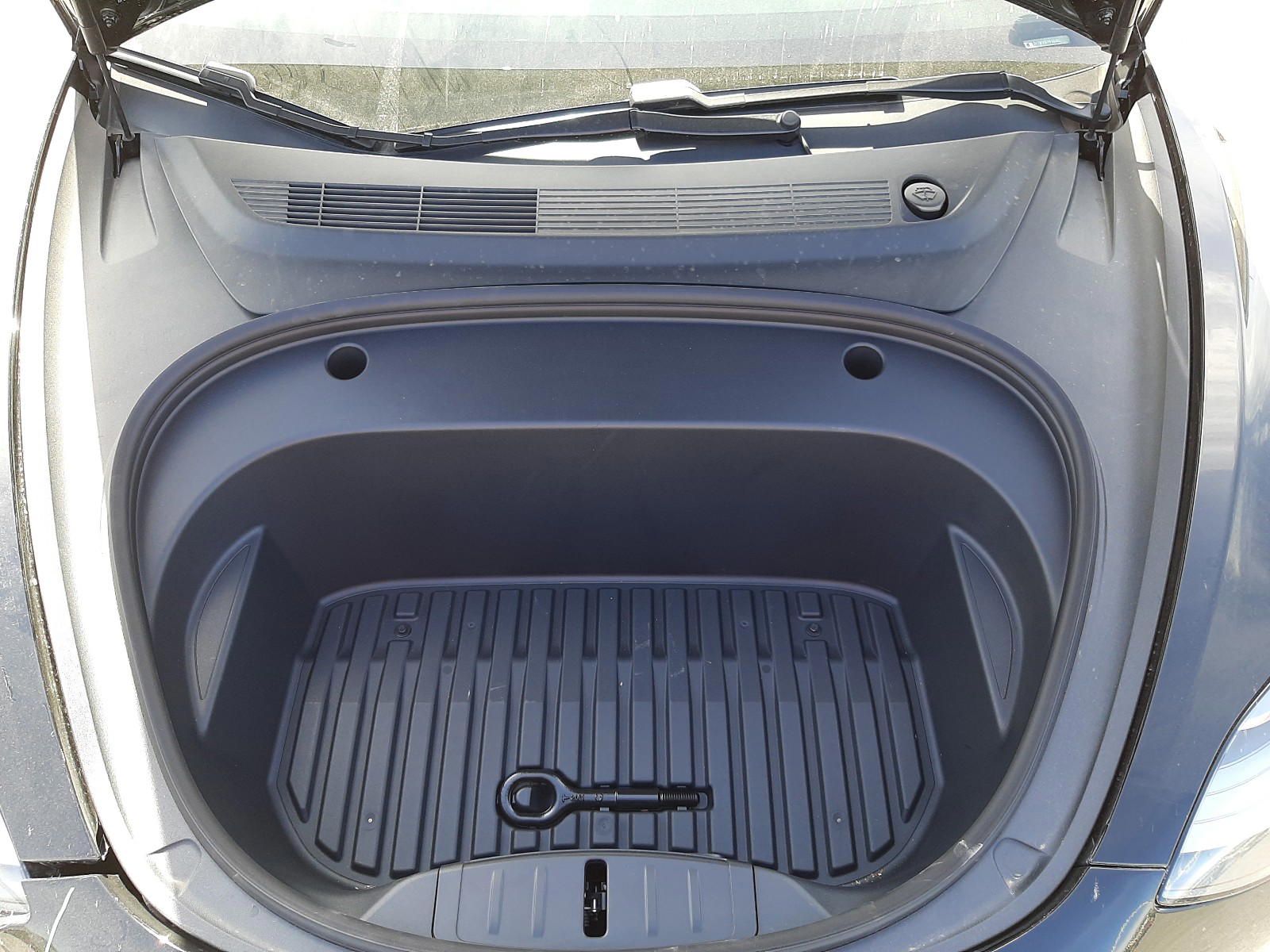 Photo 7 from auction – 2021 TESLA MODEL 3 with VIN 5YJ3E1EB1MF866831