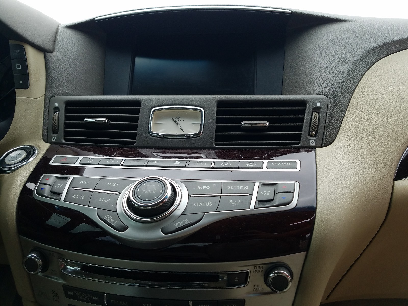 Photo 9 from auction – 2011 INFINITI M37 with VIN JN1BY1AP5BM323641