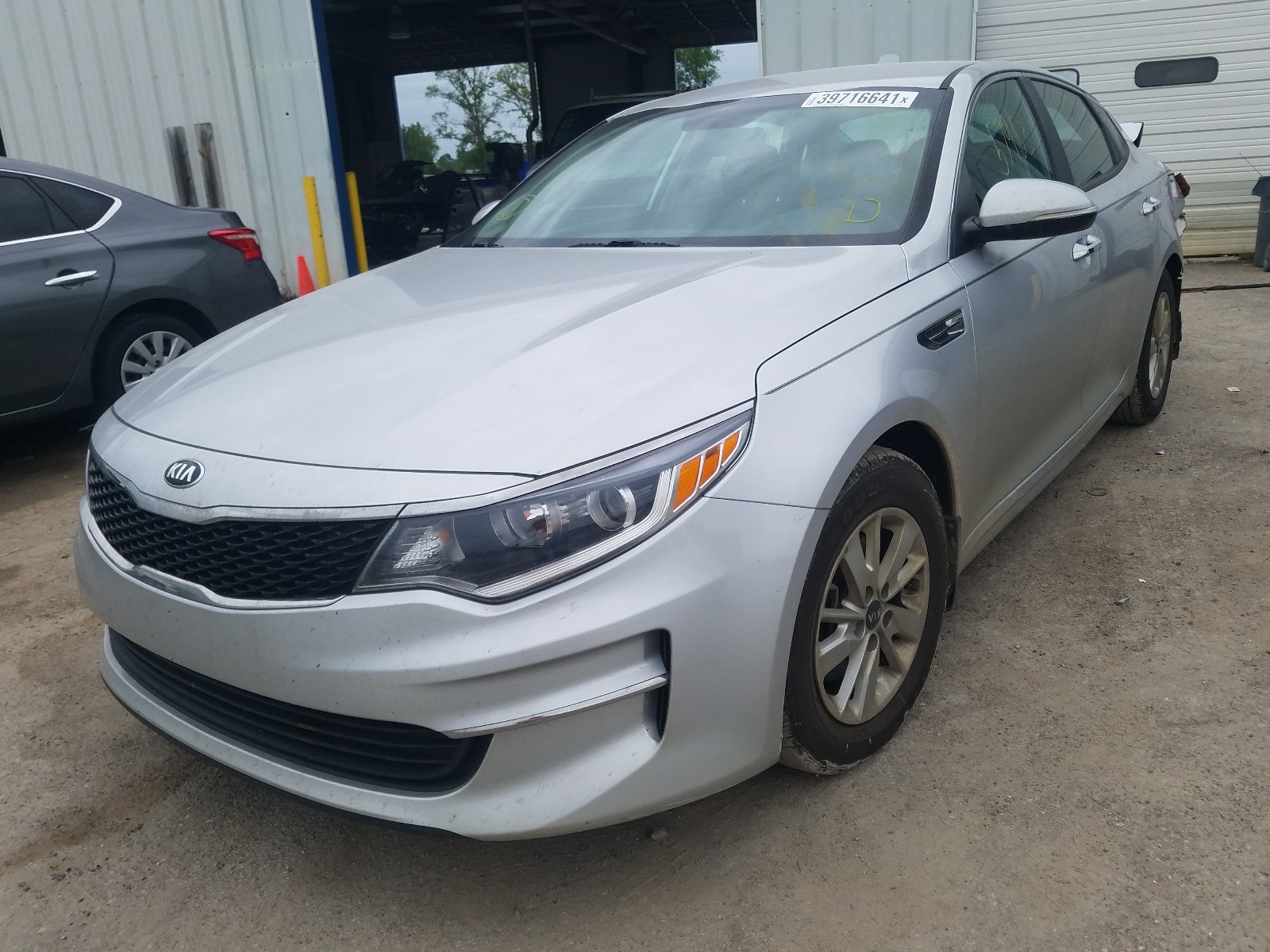 Photo 2 from auction – 2017 KIA OPTIMA LX with VIN KNAGT4L39H5150221