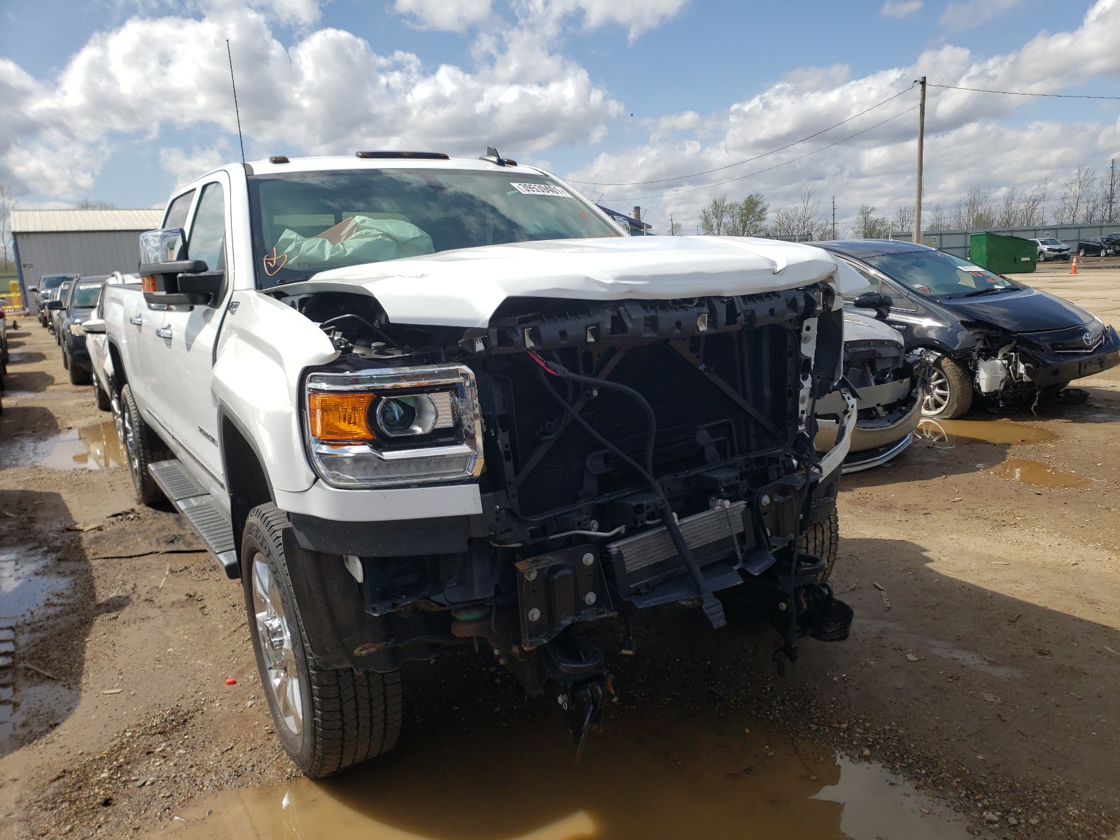GMC SIERRA K25 2019 with VIN 1GT12REG7KF267385 - Photo from auction