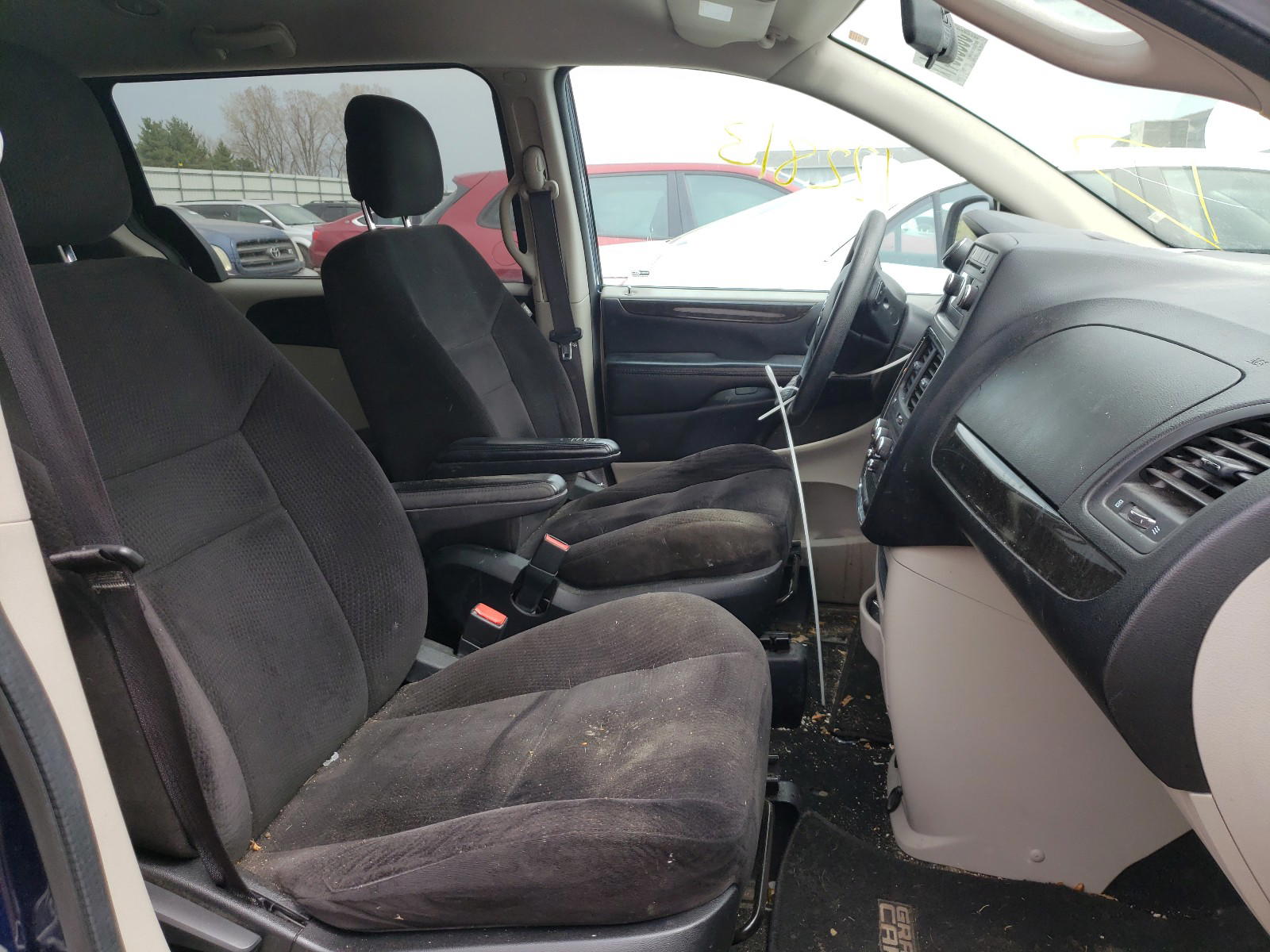 Photo 5 from auction – 2014 DODGE GRAND CARA with VIN 2C4RDGBG2ER296618