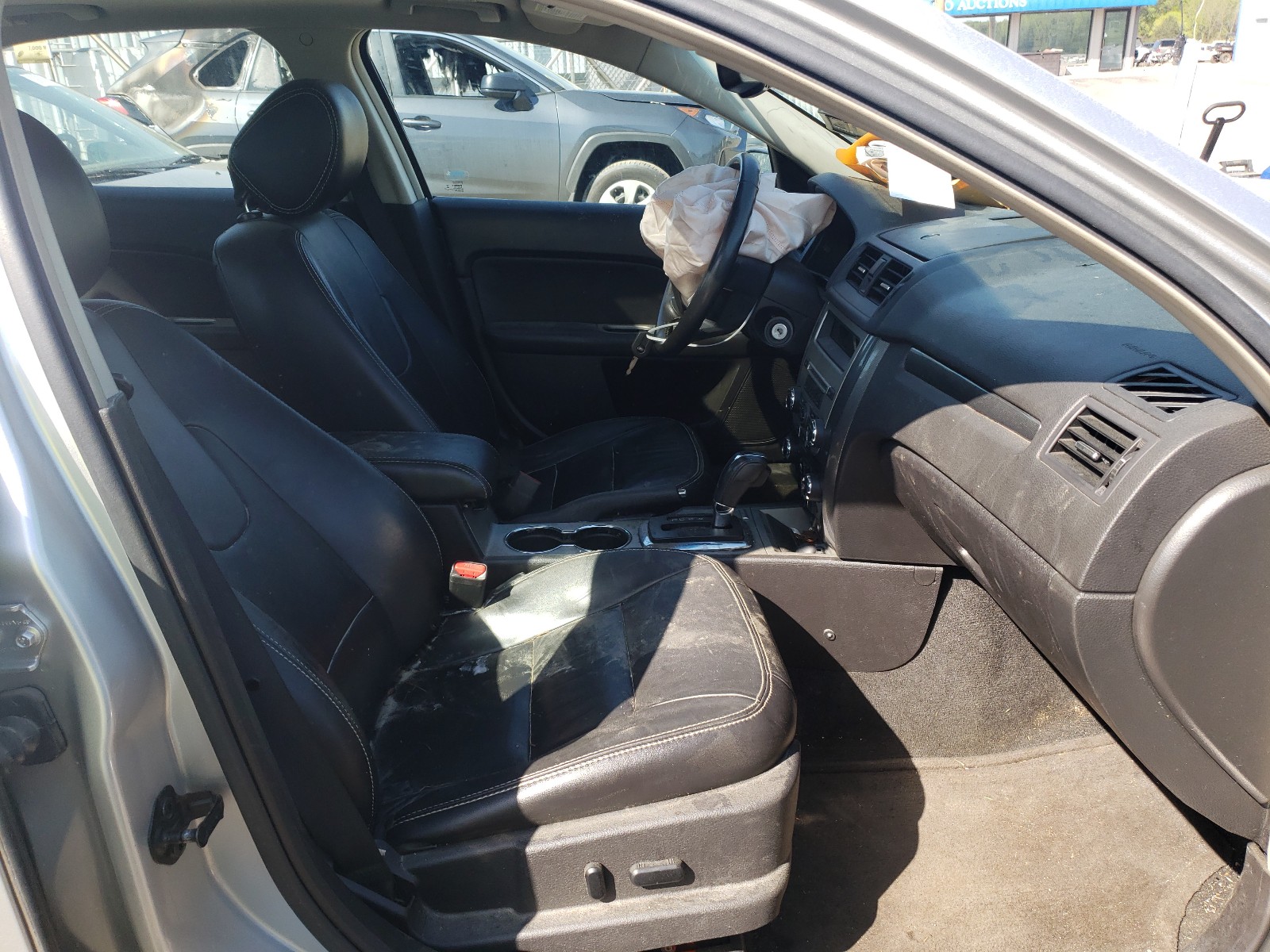 Photo 5 from auction – 2012 FORD FUSION SEL with VIN 3FAHP0JA3CR412798