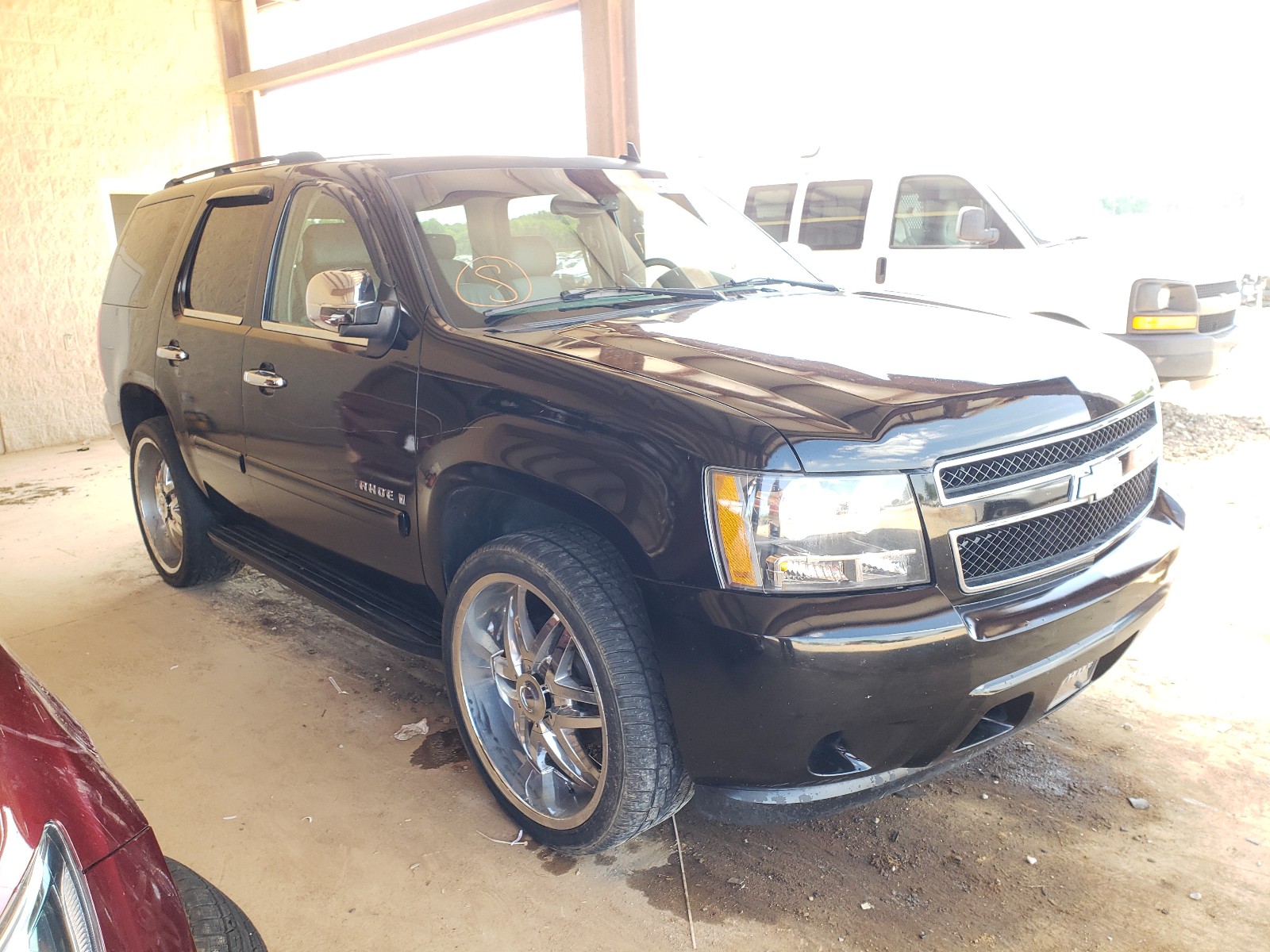 CHEVROLET TAHOE C150 2007 with VIN 1GNFC13C07R254253 - Photo from auction