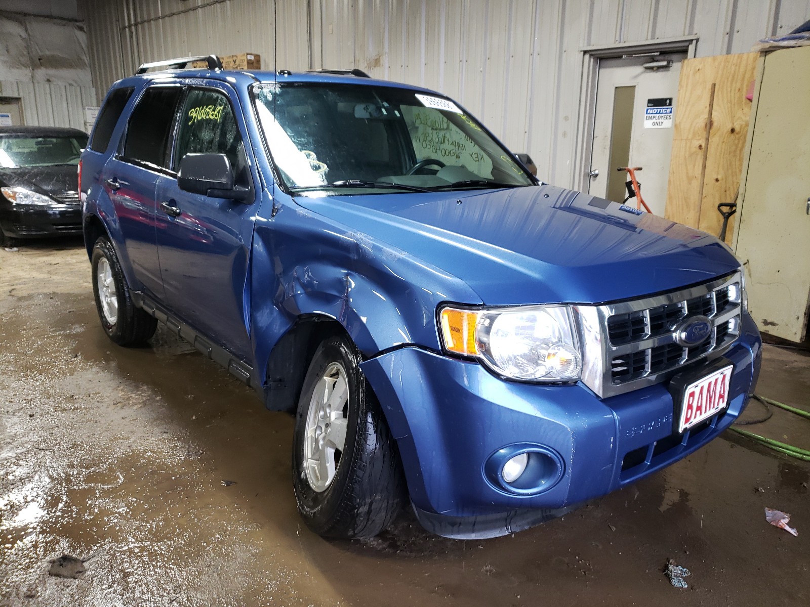 Photo 1 from auction – 2009 FORD ESCAPE XLT with VIN 1FMCU03G29KD13977