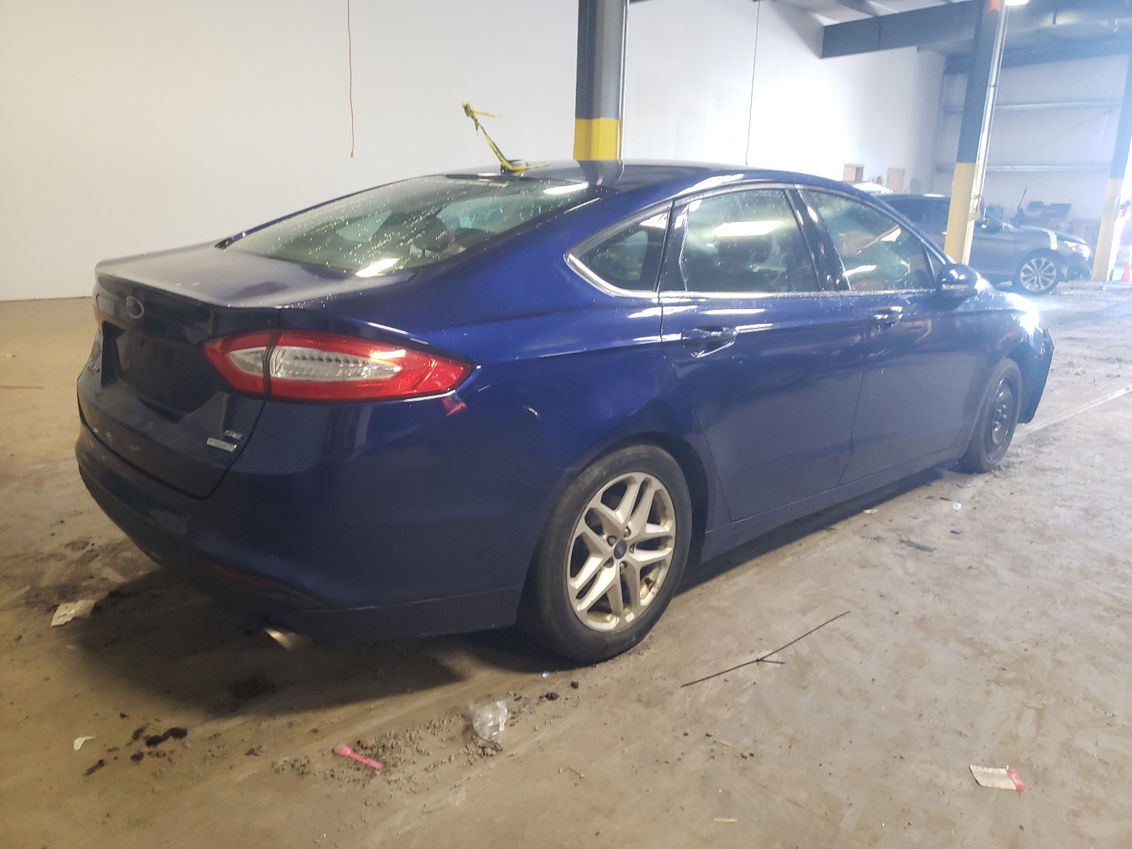 Photo 4 from auction – 2013 FORD FUSION SE with VIN 3FA6P0HR8DR178971