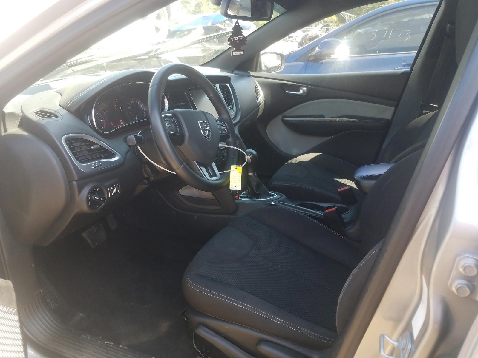 Photo 5 from auction – 2015 DODGE DART SXT with VIN 1C3CDFBB0FD267910