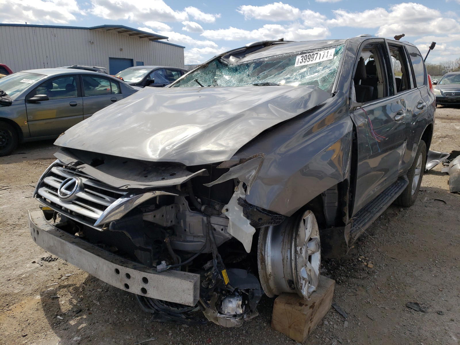 Photo 2 from auction – 2011 LEXUS GX 460 with VIN JTJBM7FX1B5026975