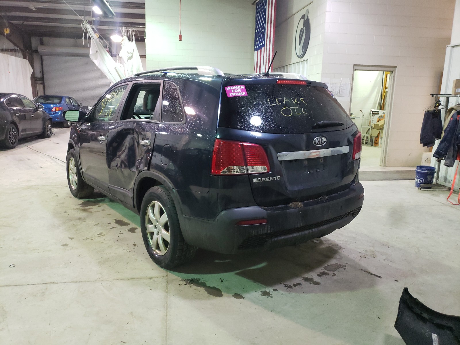 Photo 3 from auction – 2013 KIA SORENTO LX with VIN 5XYKTCA60DG401407