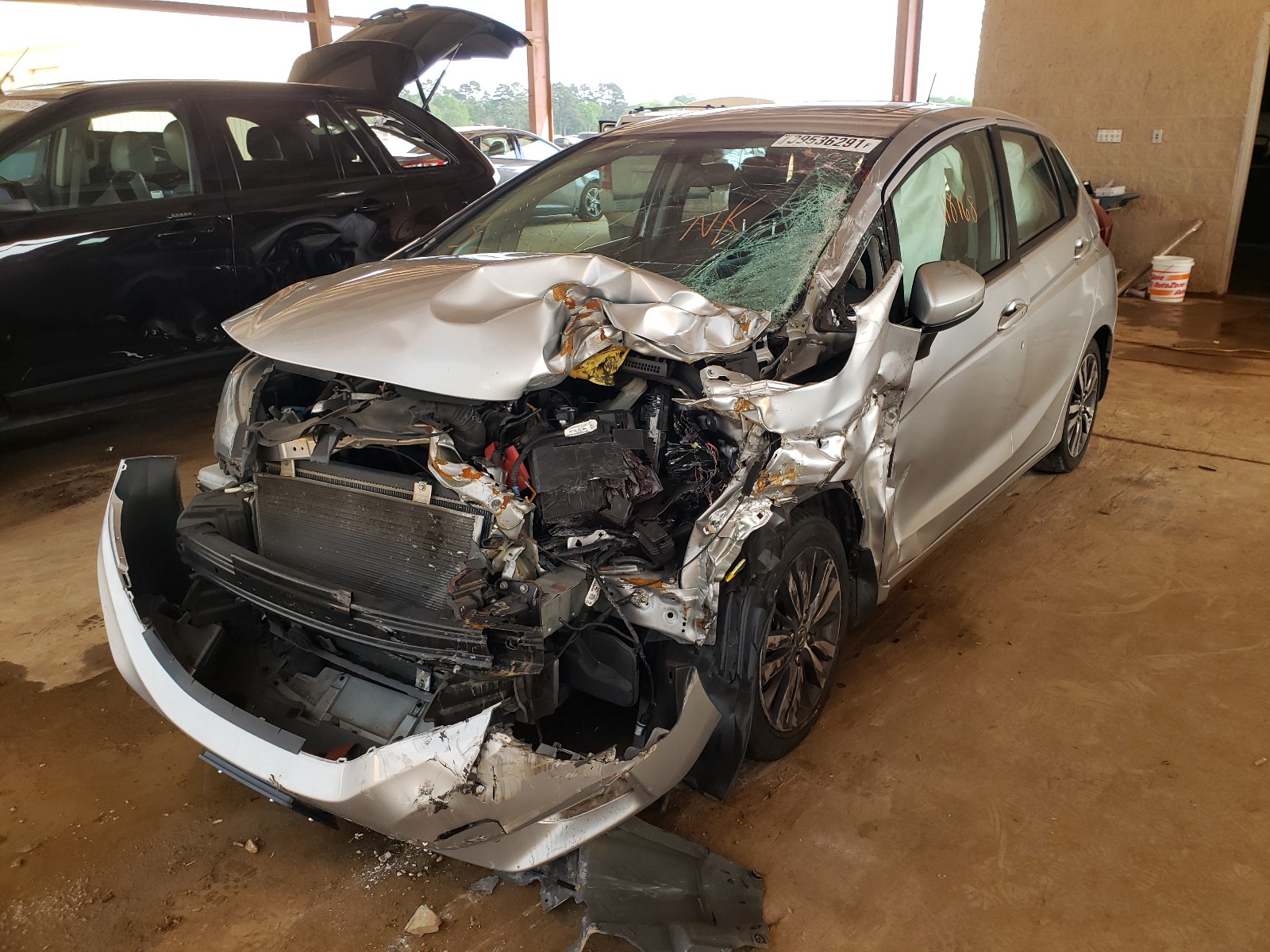 Photo 2 from auction – 2015 HONDA FIT with VIN 3HGGK5H89FM700171