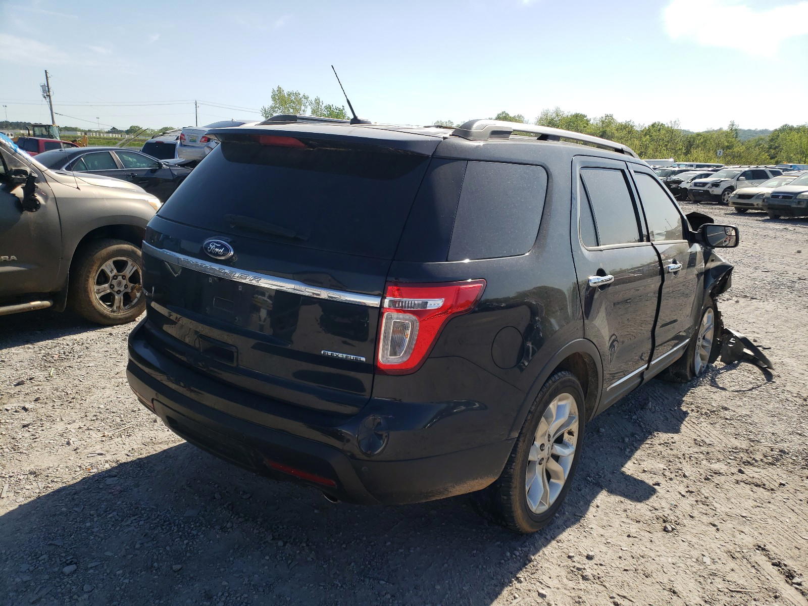 Photo 4 from auction – 2015 FORD EXPLORER X with VIN 1FM5K7D88FGC61980