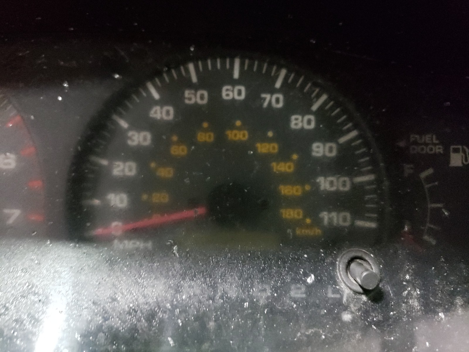Photo 8 from auction – 1999 TOYOTA 4RUNNER LI with VIN JT3GN87R8X0124955