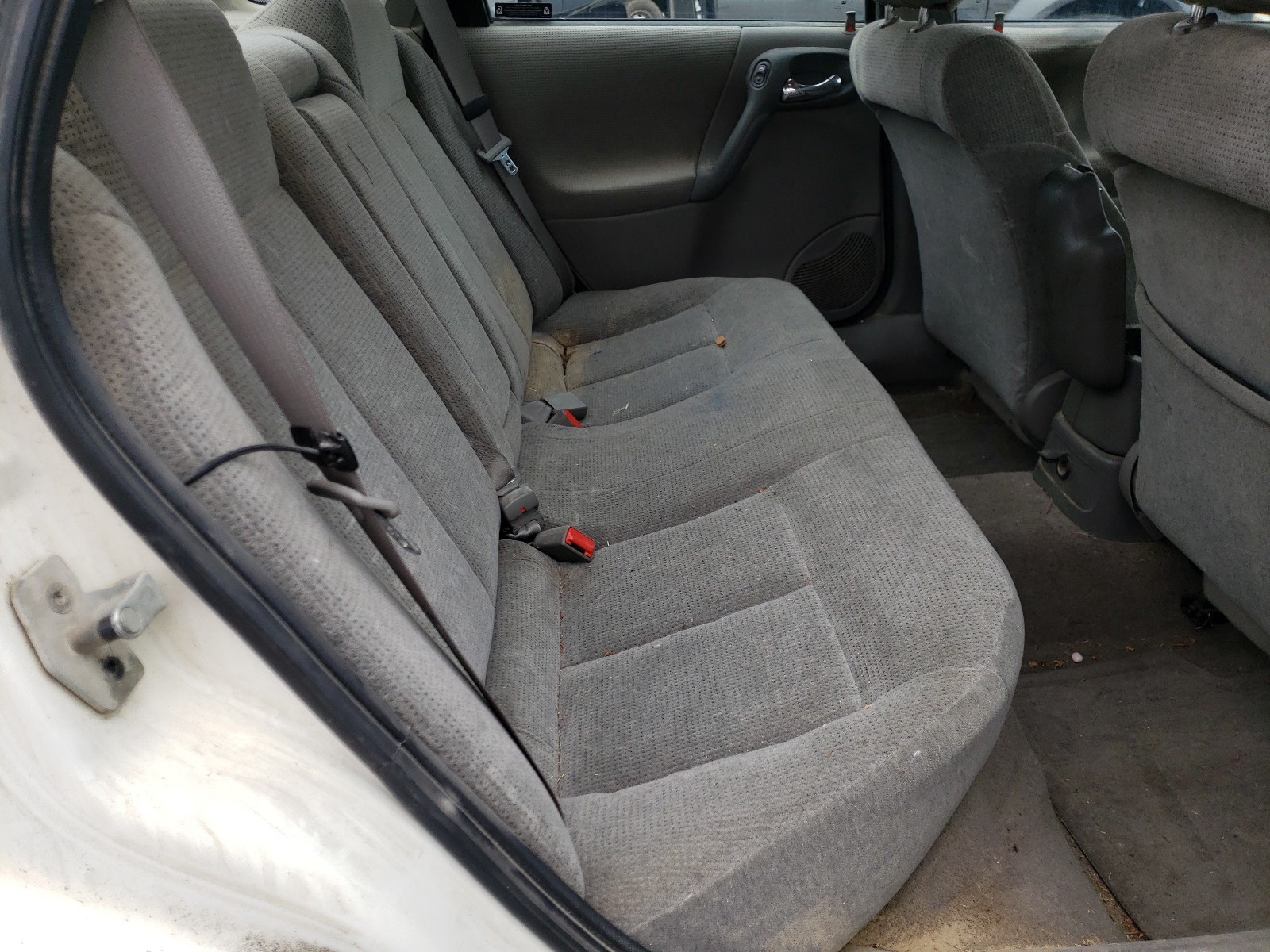 Photo 6 from auction – 2002 SATURN L200 with VIN 1G8JU54F92Y514108