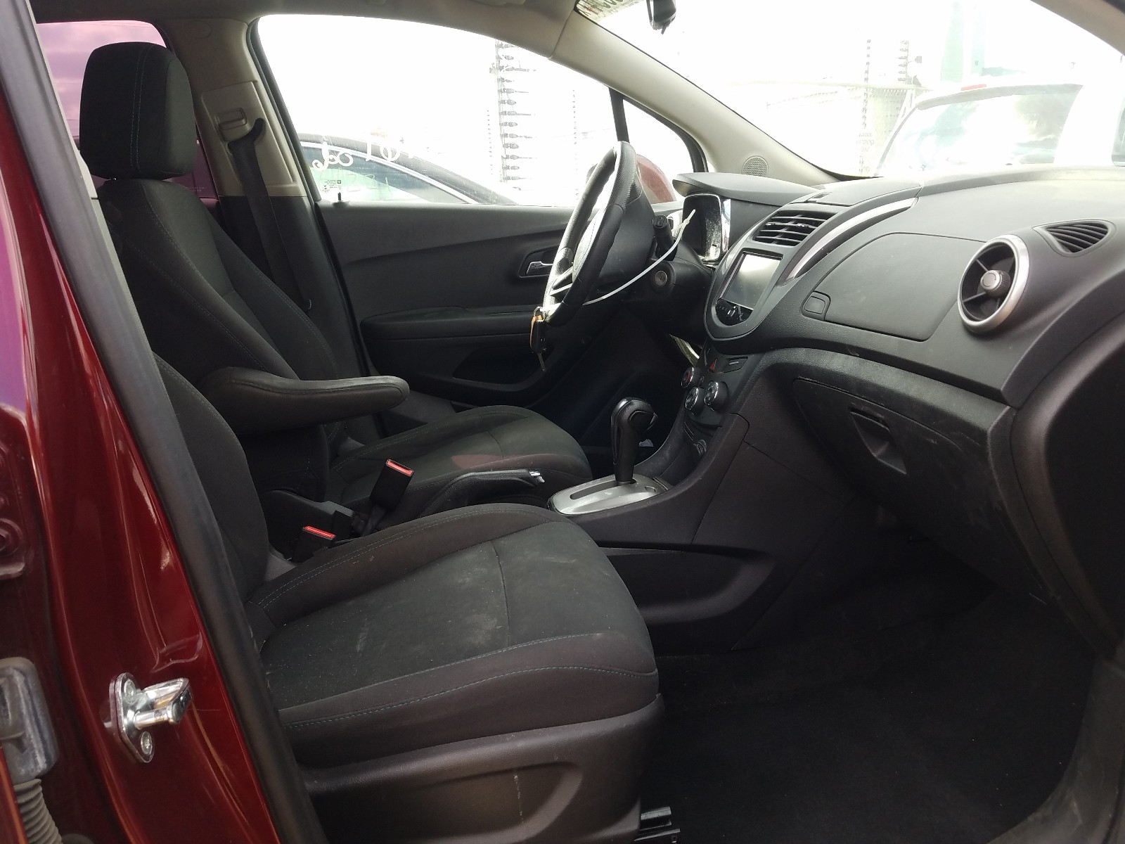 Zdjęcie 5 z aukcji – 2016 CHEVROLET TRAX LS z VIN 3GNCJKSB0GL215130