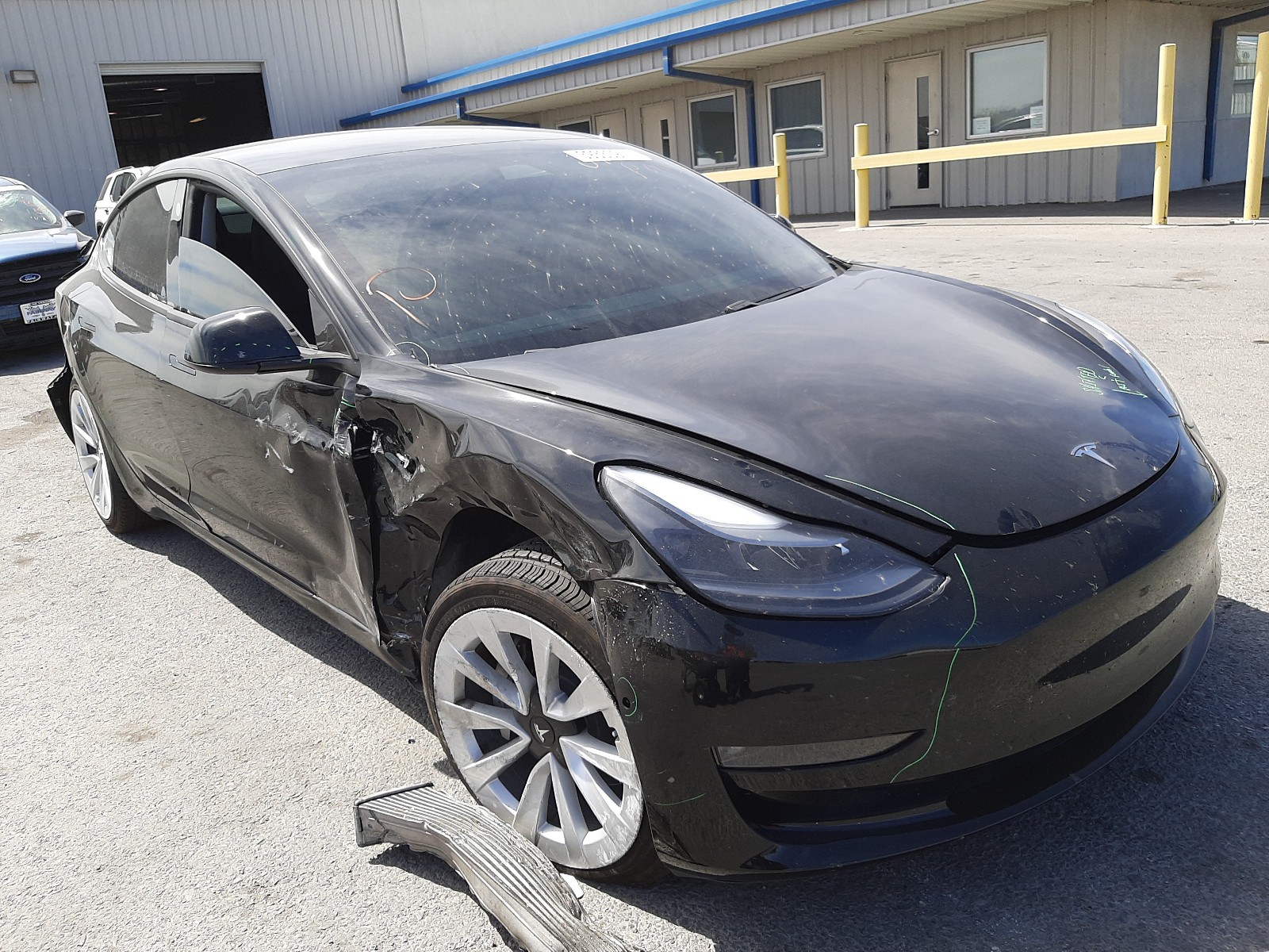 Снимка 1 от търг – 2021 TESLA MODEL 3 с VIN 5YJ3E1EB1MF866831