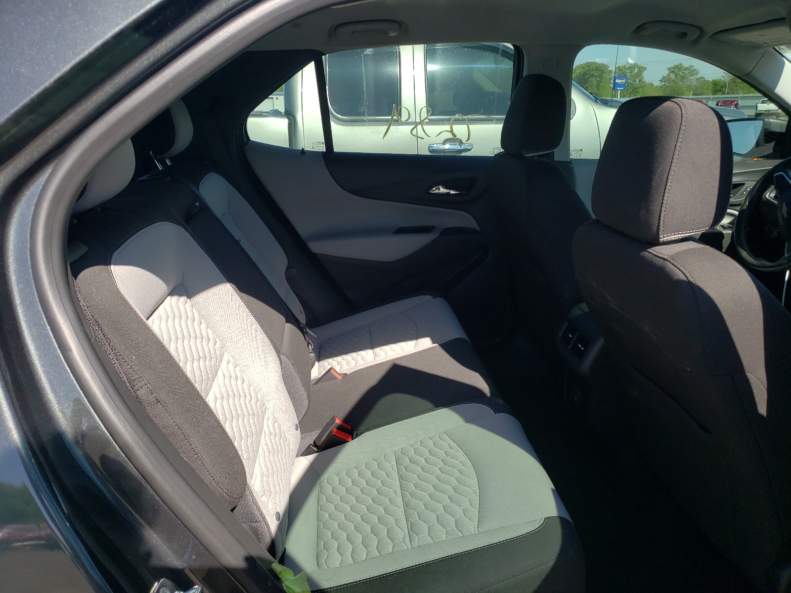 Photo 6 from auction – 2020 CHEVROLET EQUINOX LS with VIN 3GNAXHEV9LS639968