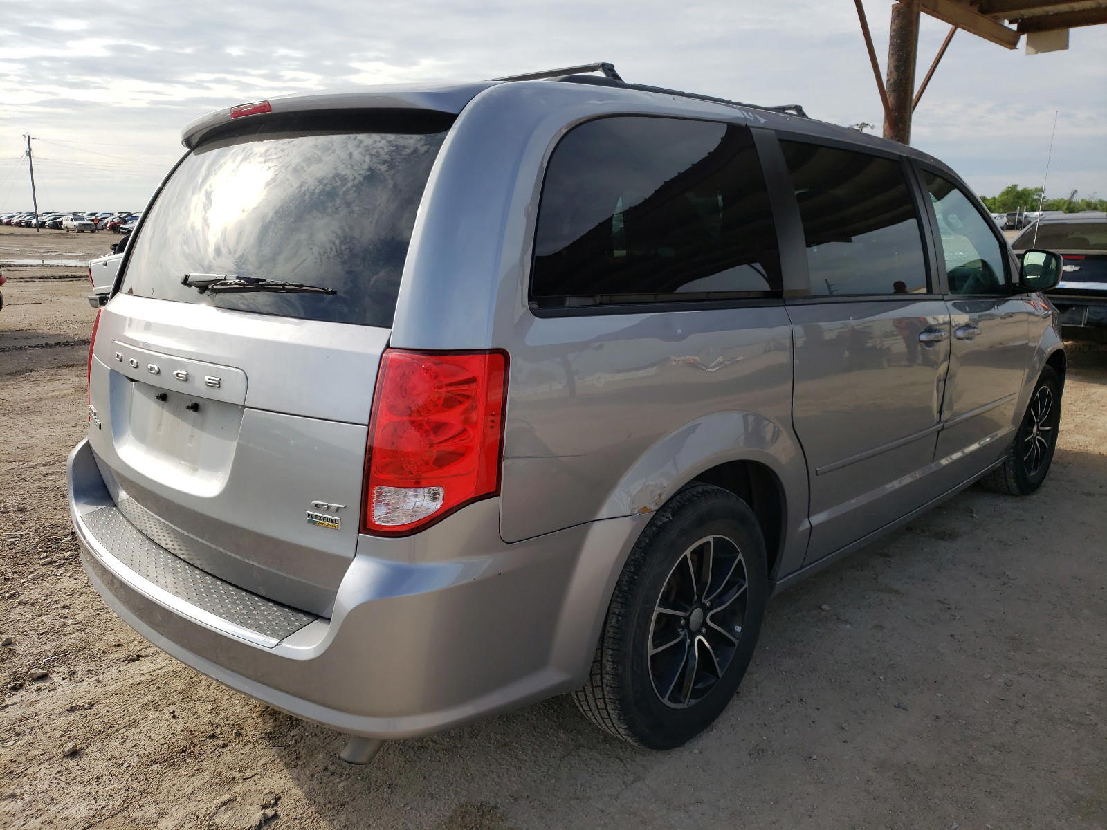 Photo 4 from auction – 2017 DODGE GRAND CARA with VIN 2C4RDGEG0HR824799
