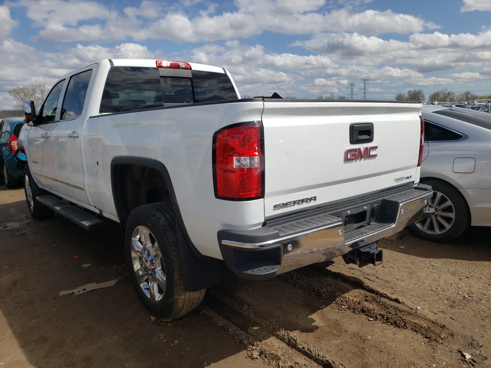 Photo 3 from auction – 2019 GMC SIERRA K25 with VIN 1GT12REG7KF267385