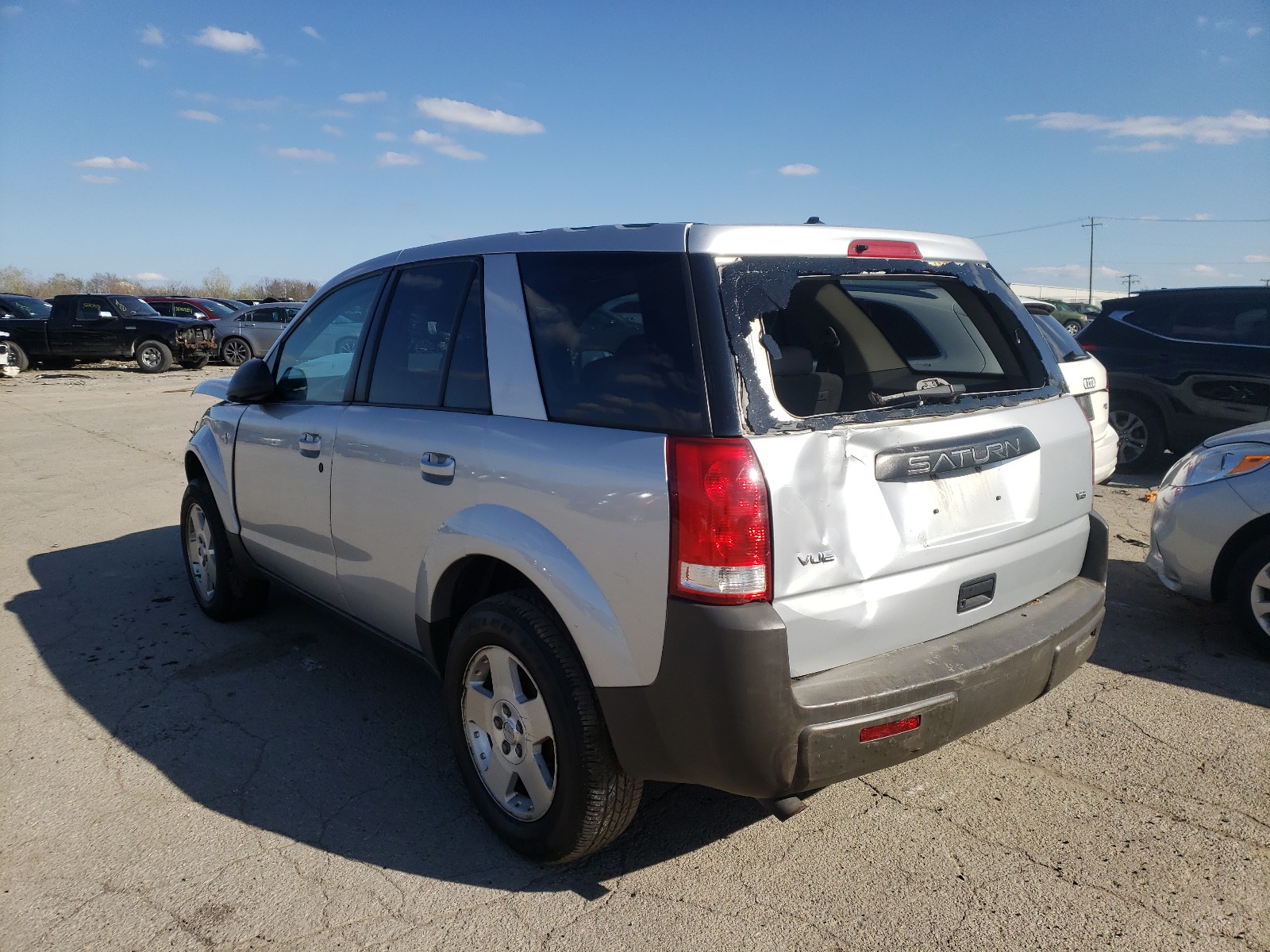 Photo 3 from auction – 2004 SATURN VUE with VIN 5GZCZ53434S856724