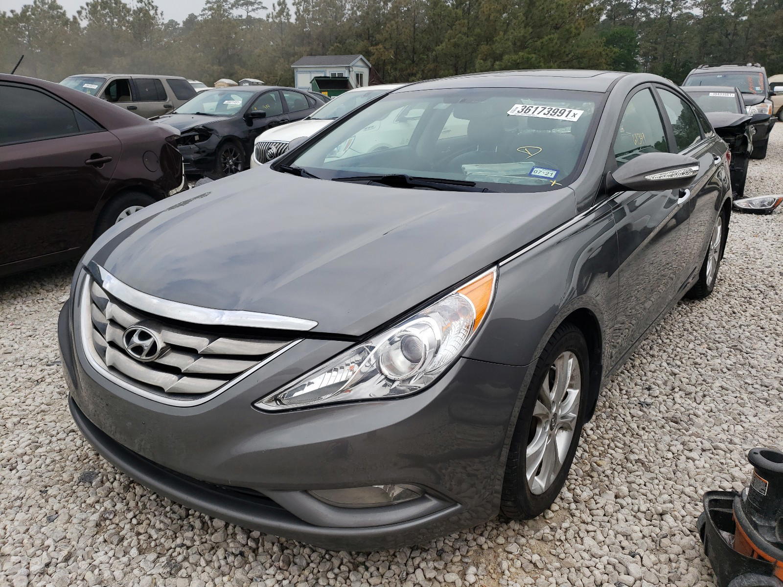 Photo 2 from auction – 2013 HYUNDAI SONATA SE with VIN 5NPEC4AC8DH665332