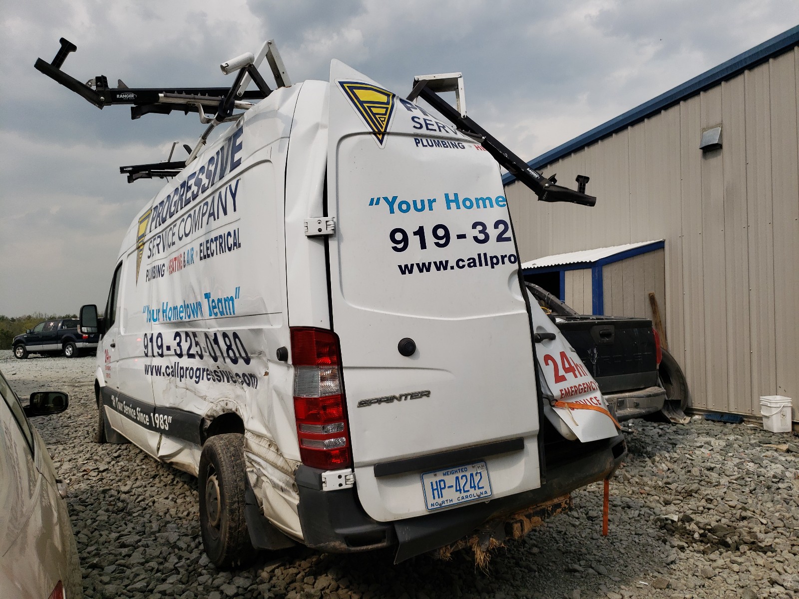 Photo 3 from auction – 2016 MERCEDES-BENZ SPRINTER 2 with VIN WD3PE8DD1GP176840