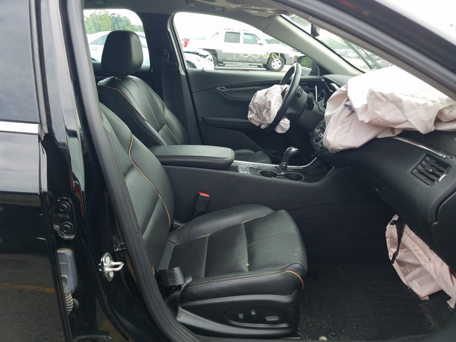 Photo 5 from auction – 2018 CHEVROLET IMPALA PRE with VIN 2G1125S35J9103854