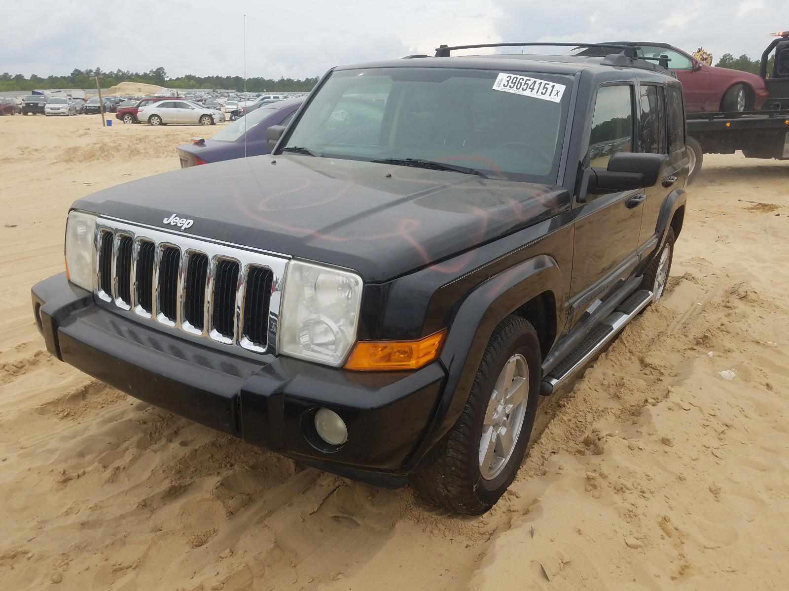 Photo 2 from auction – 2008 JEEP COMMANDER with VIN 1J8HH48KX8C167381