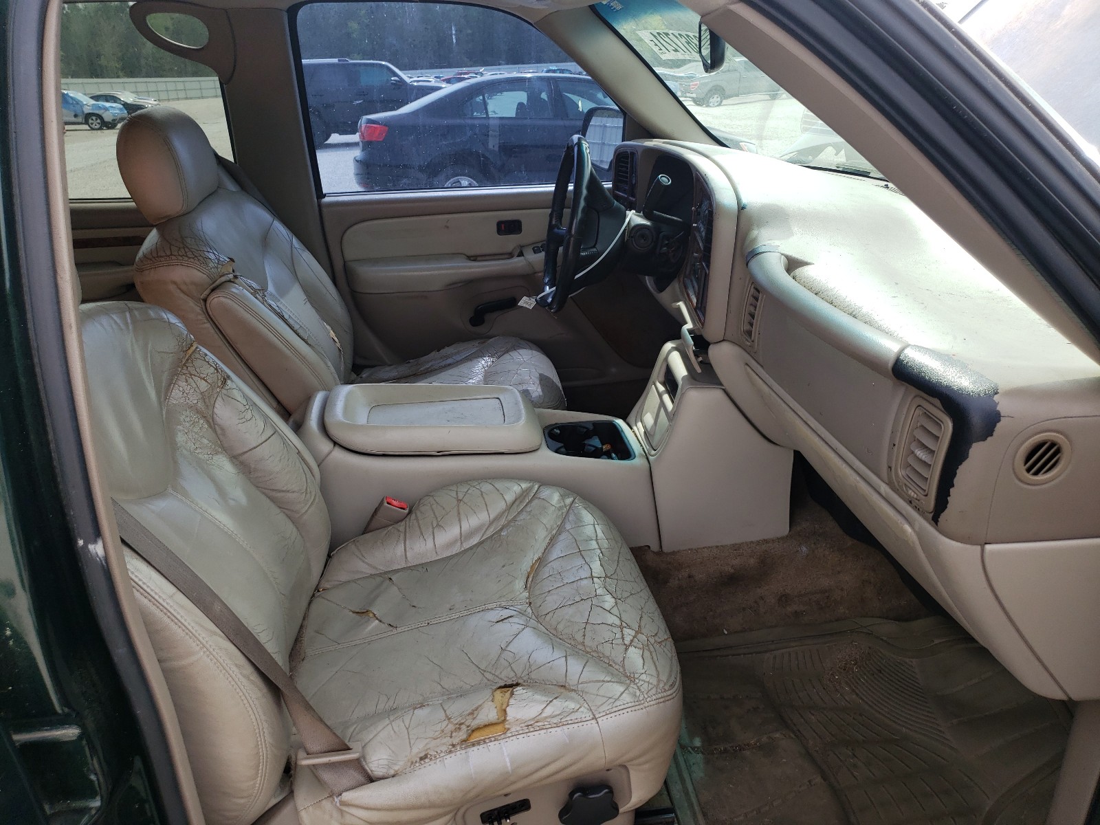 Photo 5 from auction – 2002 GMC YUKON with VIN 1GKEC13V82R236943