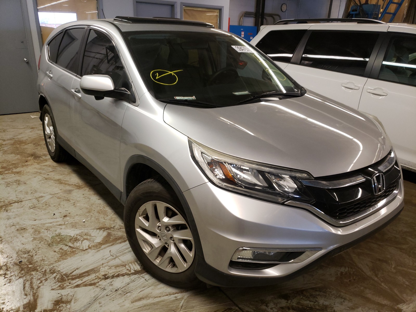 Photo 1 from auction – 2015 HONDA CR-V EX with VIN 5J6RM3H56FL012944