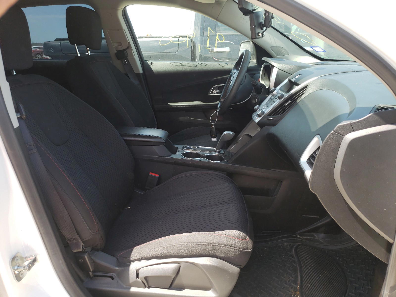 Photo 5 from auction – 2015 CHEVROLET EQUINOX LS with VIN 2GNFLEEK6F6239178