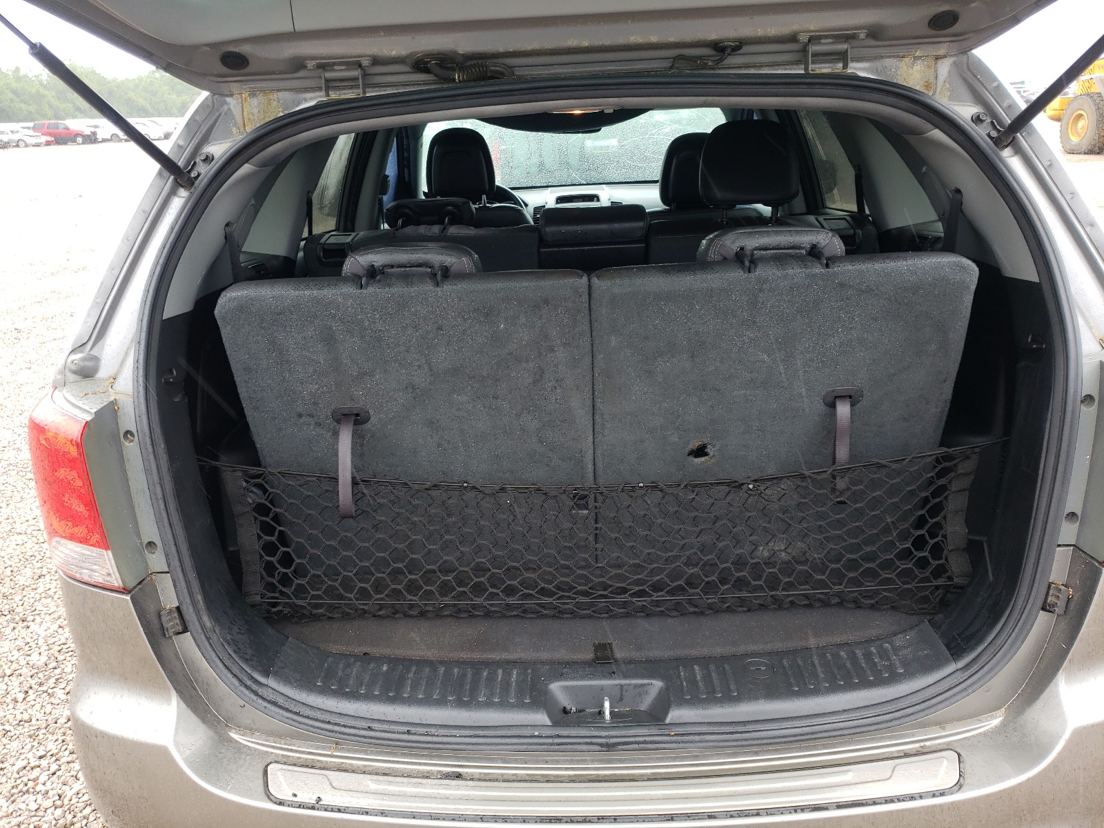 Photo 9 from auction – 2012 KIA SORENTO SX with VIN 5XYKW4A23CG231679
