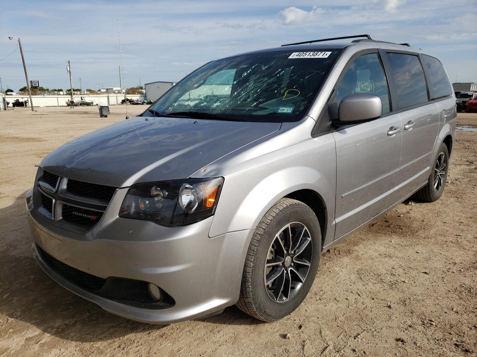 Photo 2 from auction – 2017 DODGE GRAND CARA with VIN 2C4RDGEG0HR824799