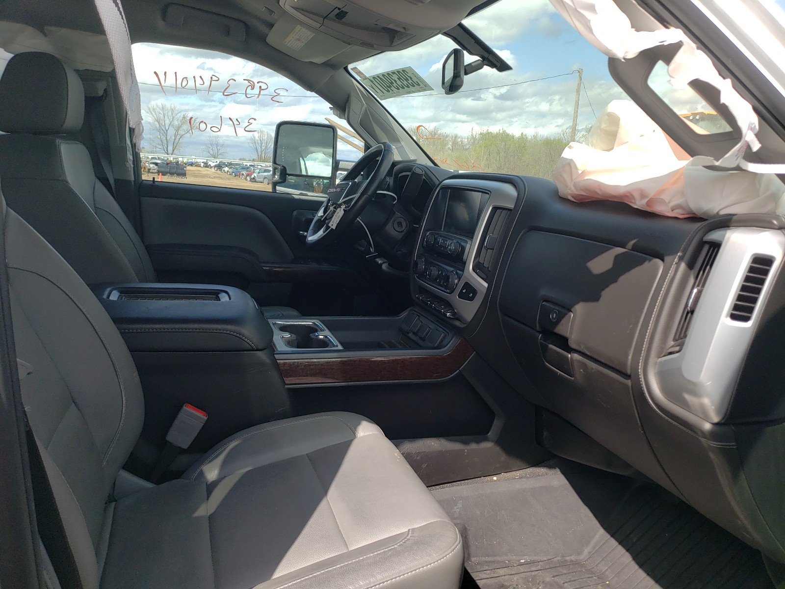 Photo 5 from auction – 2019 GMC SIERRA K25 with VIN 1GT12REG7KF267385