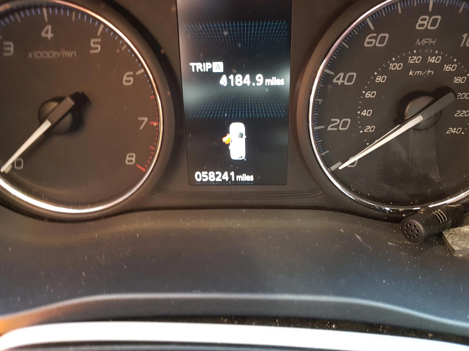 Photo 8 from auction – 2018 MITSUBISHI OUTLANDER with VIN JA4AD3A34JZ018723
