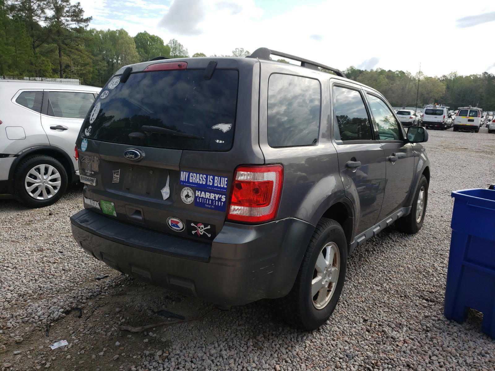 Photo 4 from auction – 2011 FORD ESCAPE XLT with VIN 1FMCU0D75BKC59630