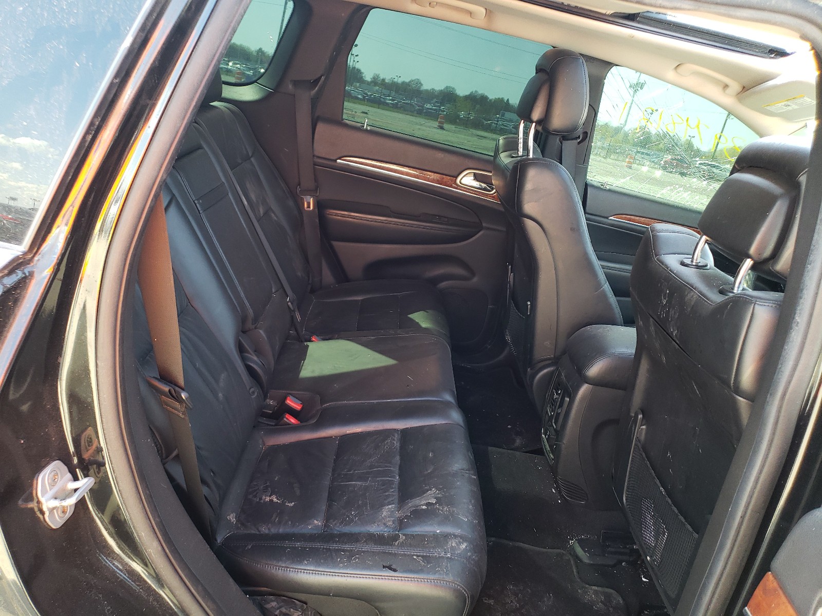 Photo 6 from auction – 2011 JEEP GRAND CHER with VIN 1J4RR5GT8BC527208