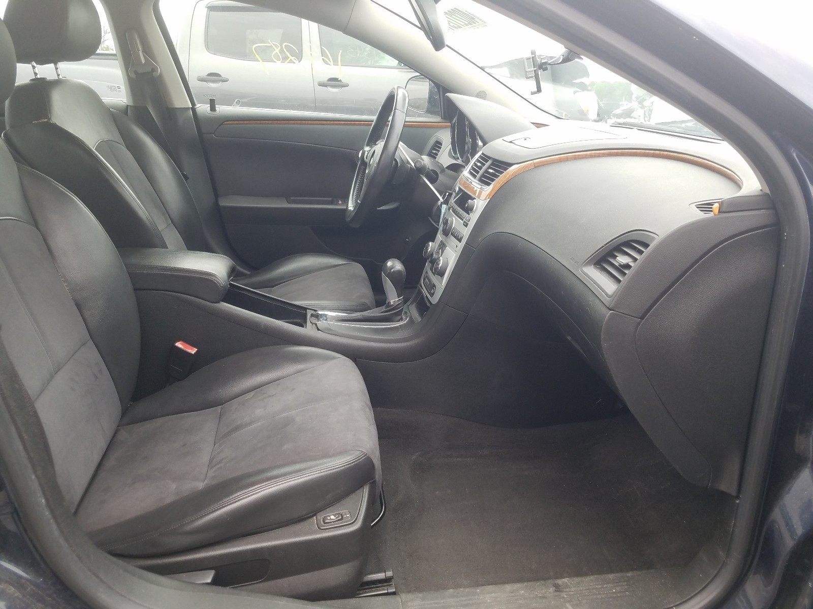 Photo 5 from auction – 2010 CHEVROLET MALIBU 2LT with VIN 1G1ZD5EB9AF102049
