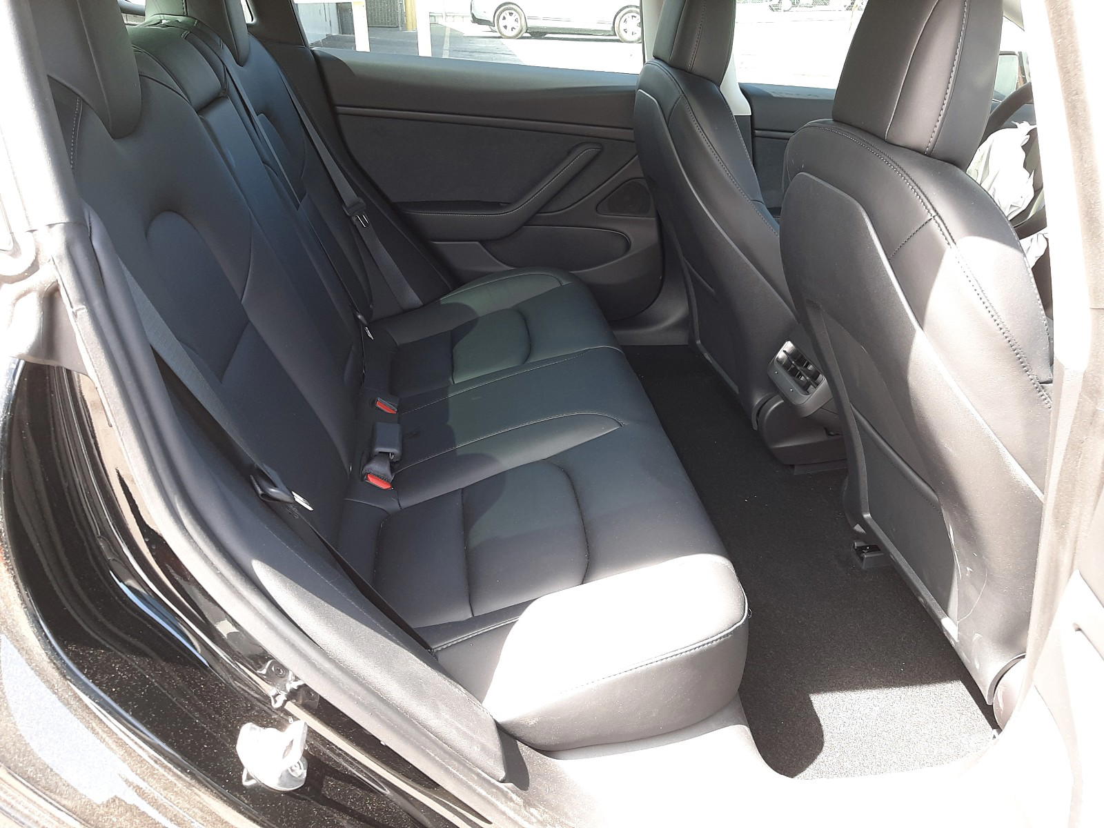 Photo 6 from auction – 2021 TESLA MODEL 3 with VIN 5YJ3E1EB1MF866831