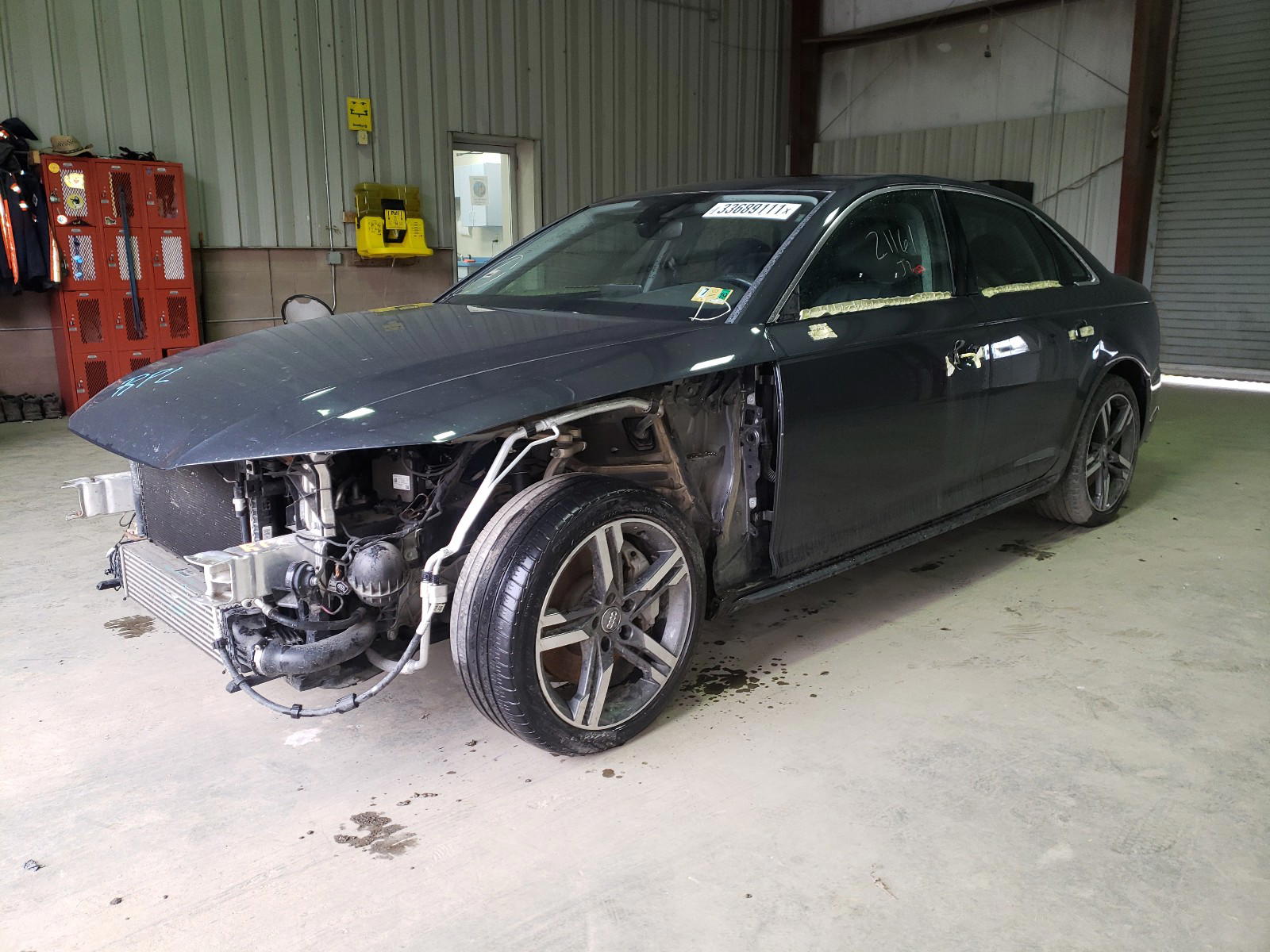 Photo 2 from auction – 2018 AUDI A4 PREMIUM with VIN WAUENAF41JN014112