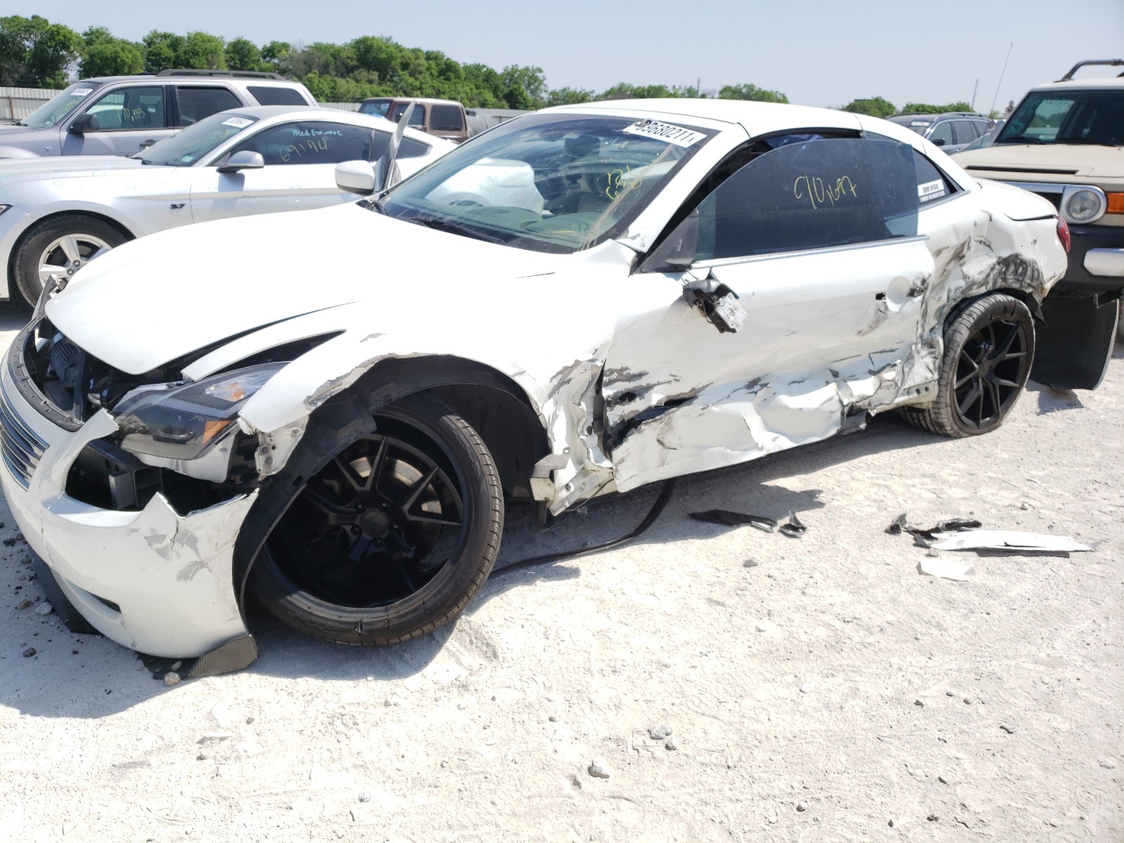 Photo 9 from auction – 2009 INFINITI G37 BASE with VIN JNKCV66E19M721632