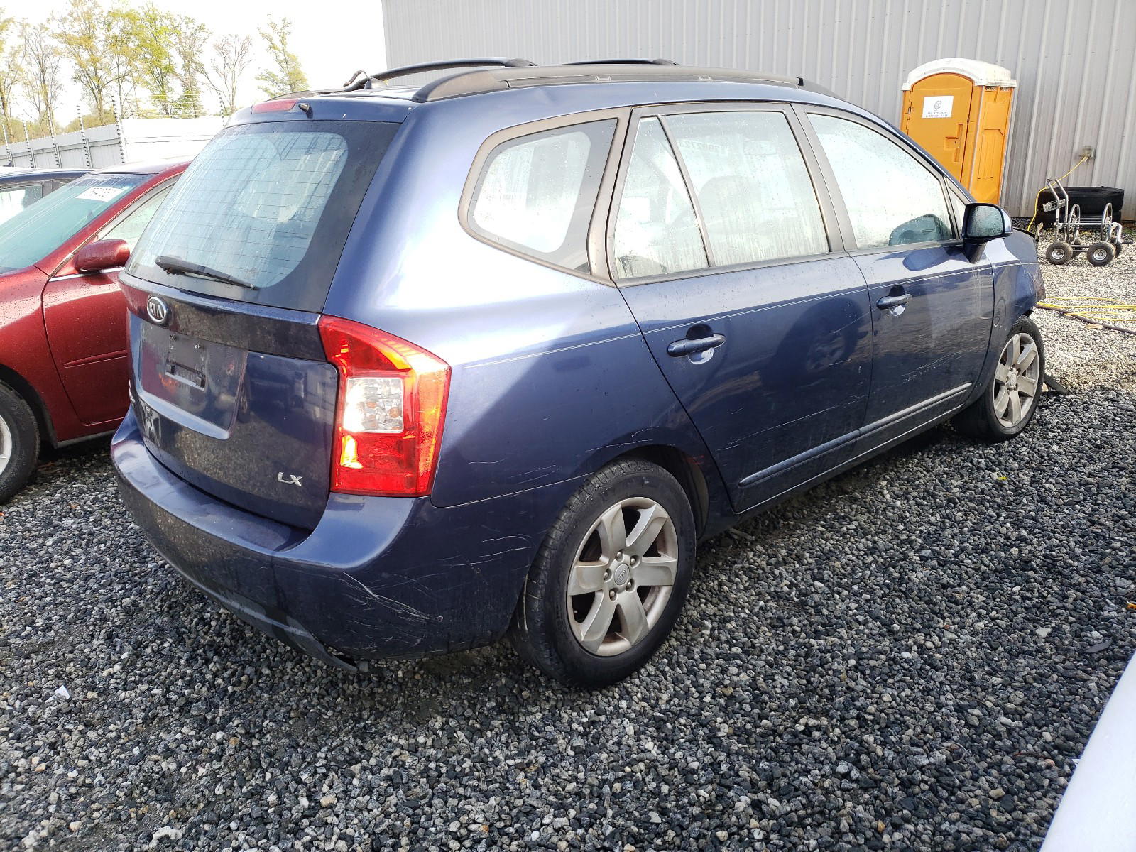 Photo 4 from auction – 2008 KIA RONDO BASE with VIN KNAFG525087130839